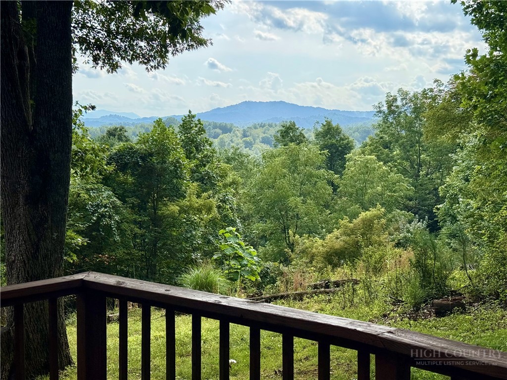 61 Lucky Hill Road