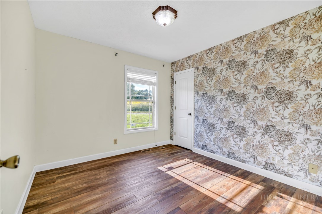 254 Landinview Drive