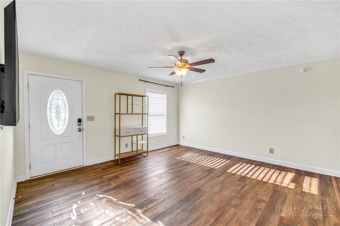 254 Landinview Drive