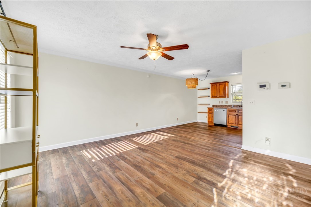254 Landinview Drive