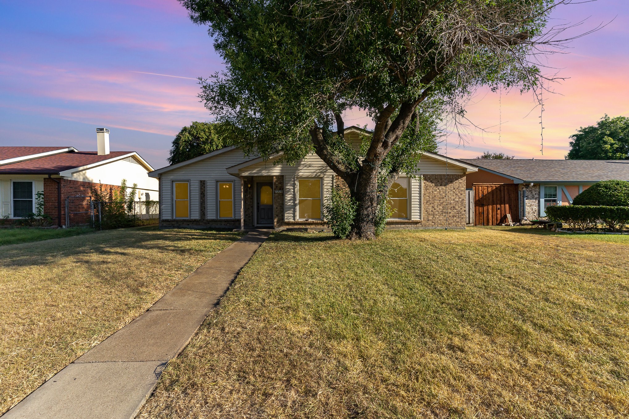 2220 E Crosby Road