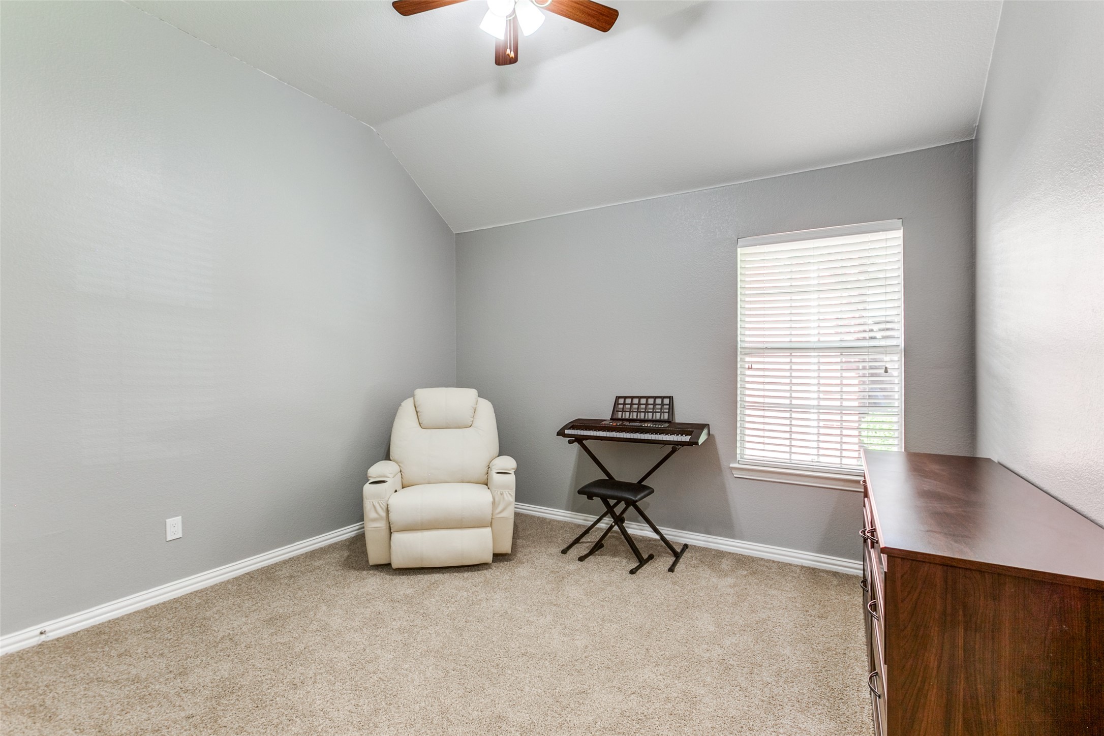 6212 Creekhaven Court
