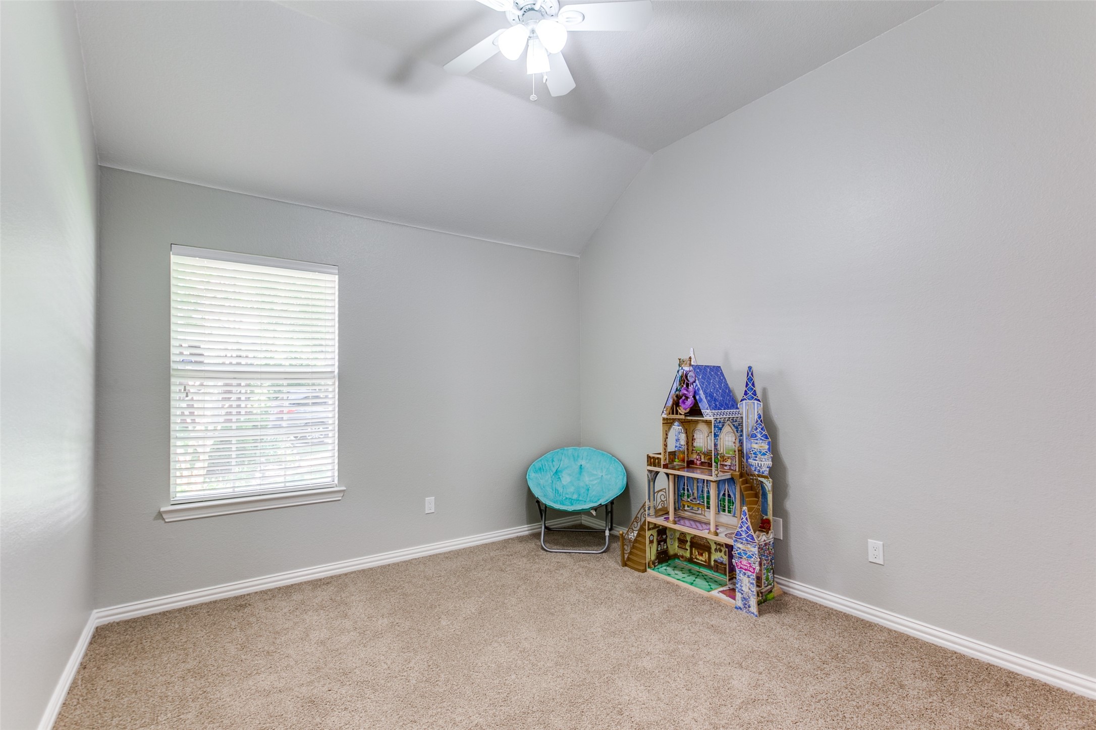 6212 Creekhaven Court