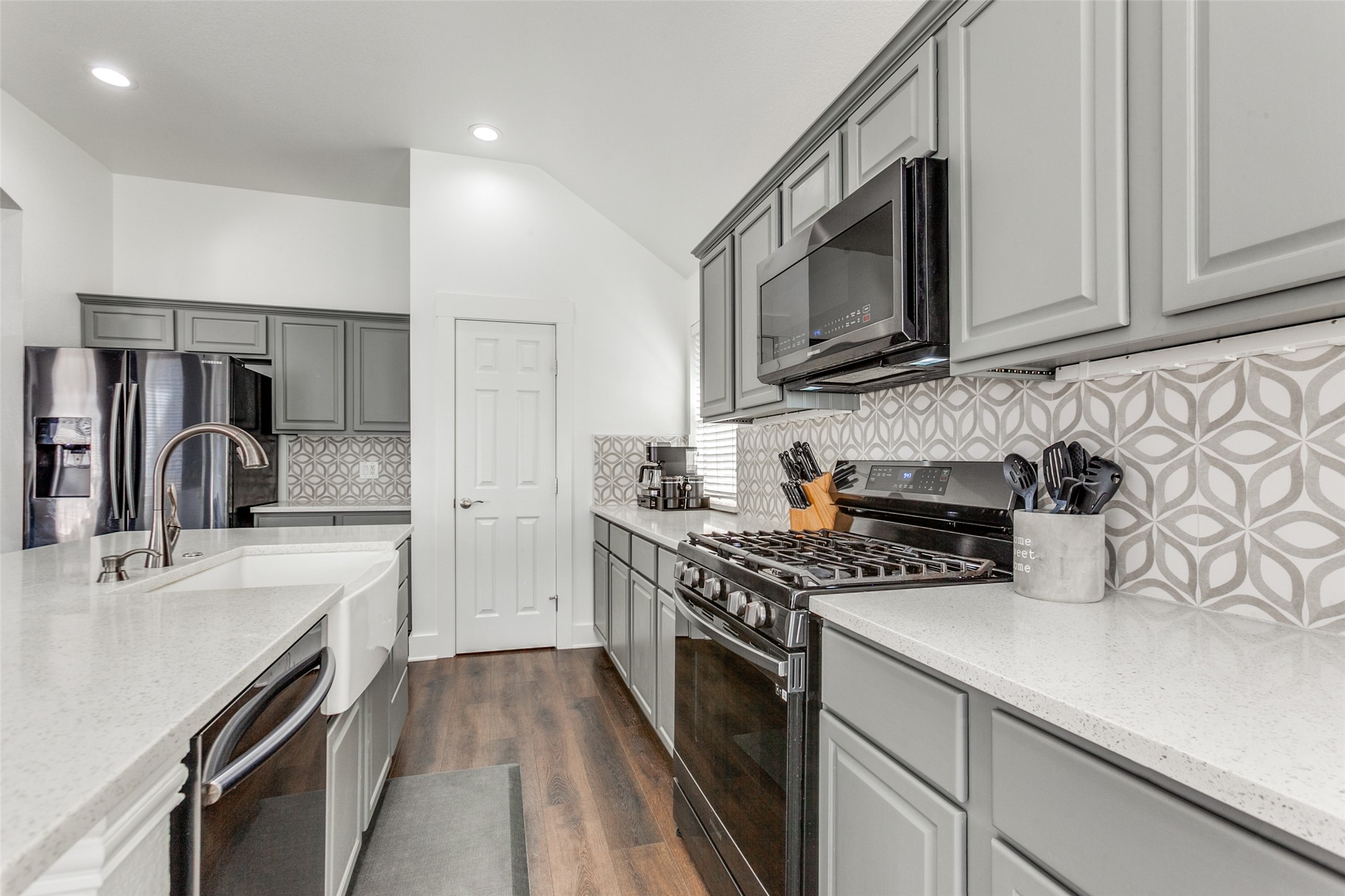 6212 Creekhaven Court