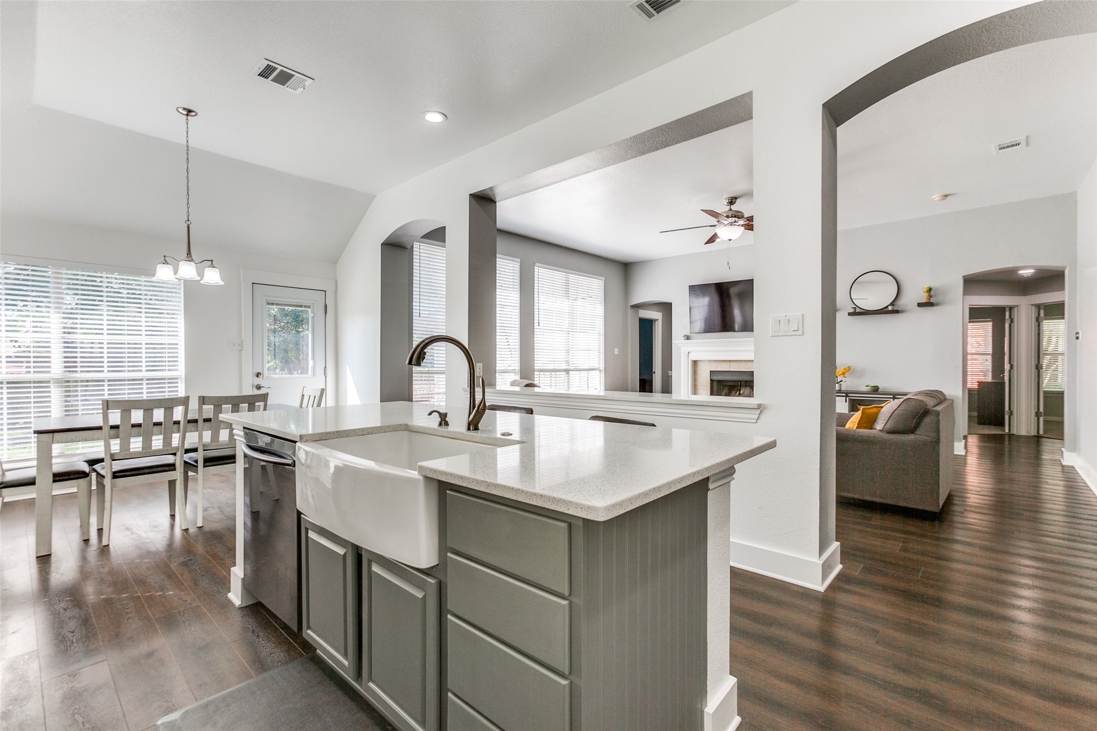 6212 Creekhaven Court