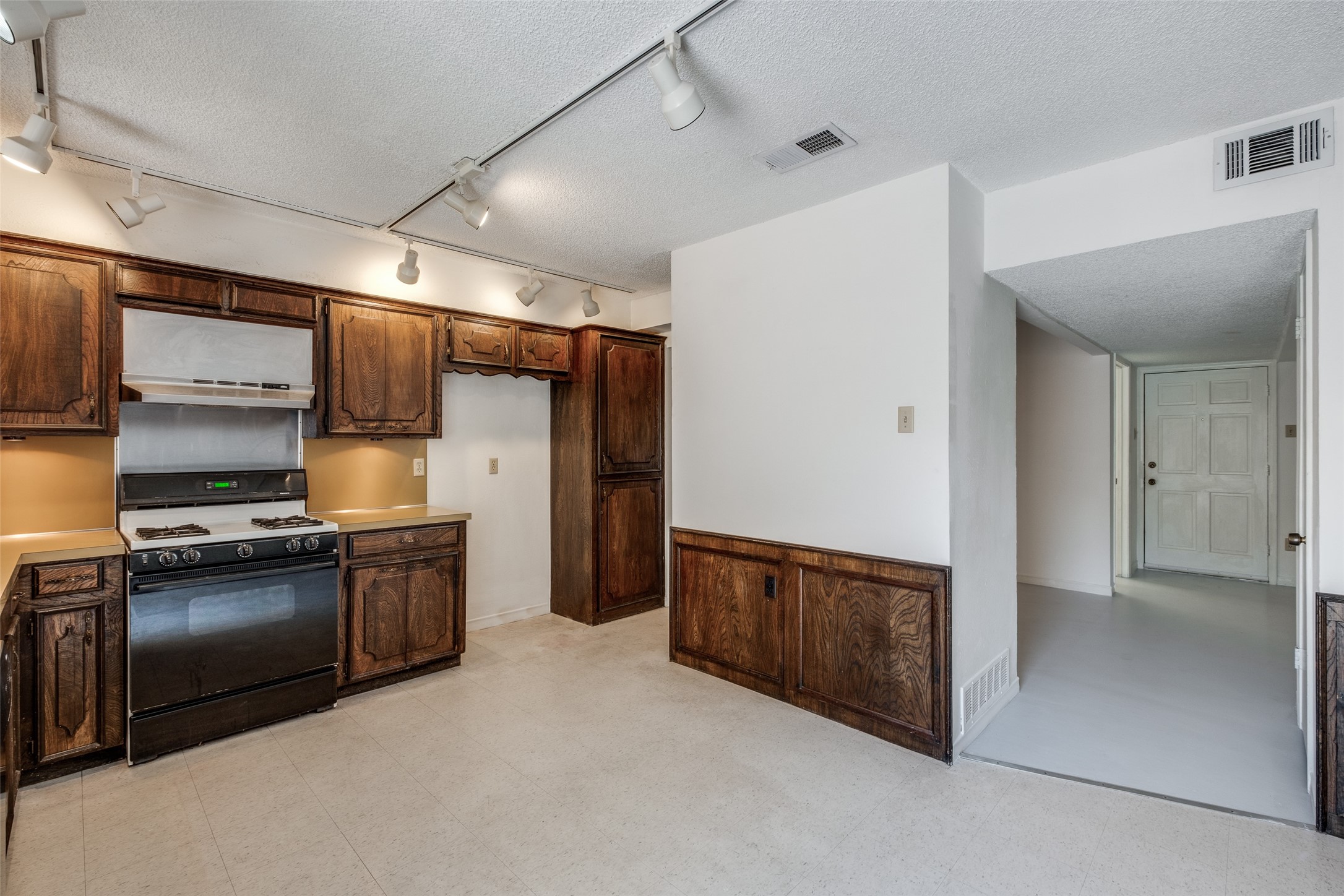 8336 Lullwater Drive