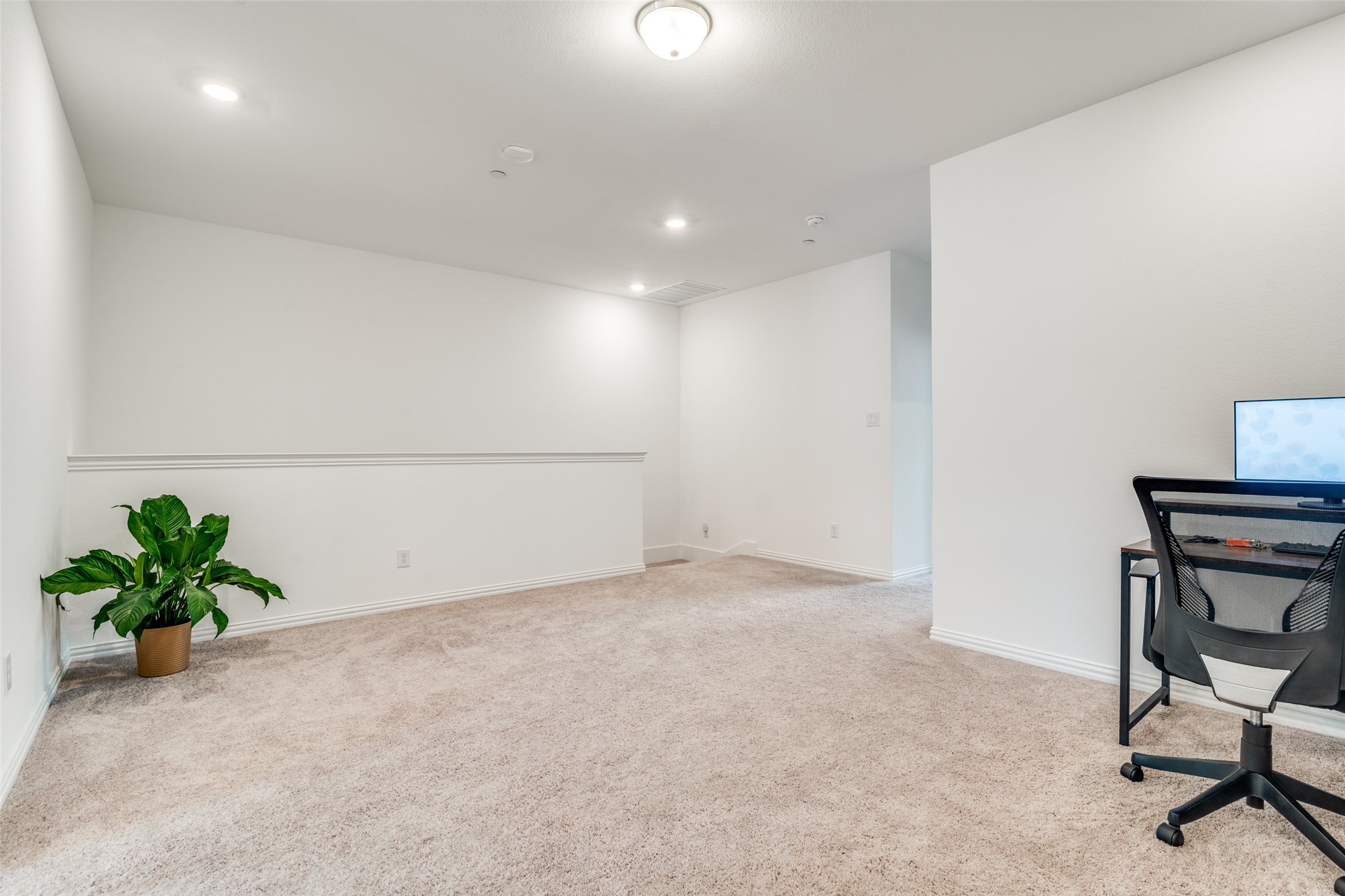 2913 Alto Drive