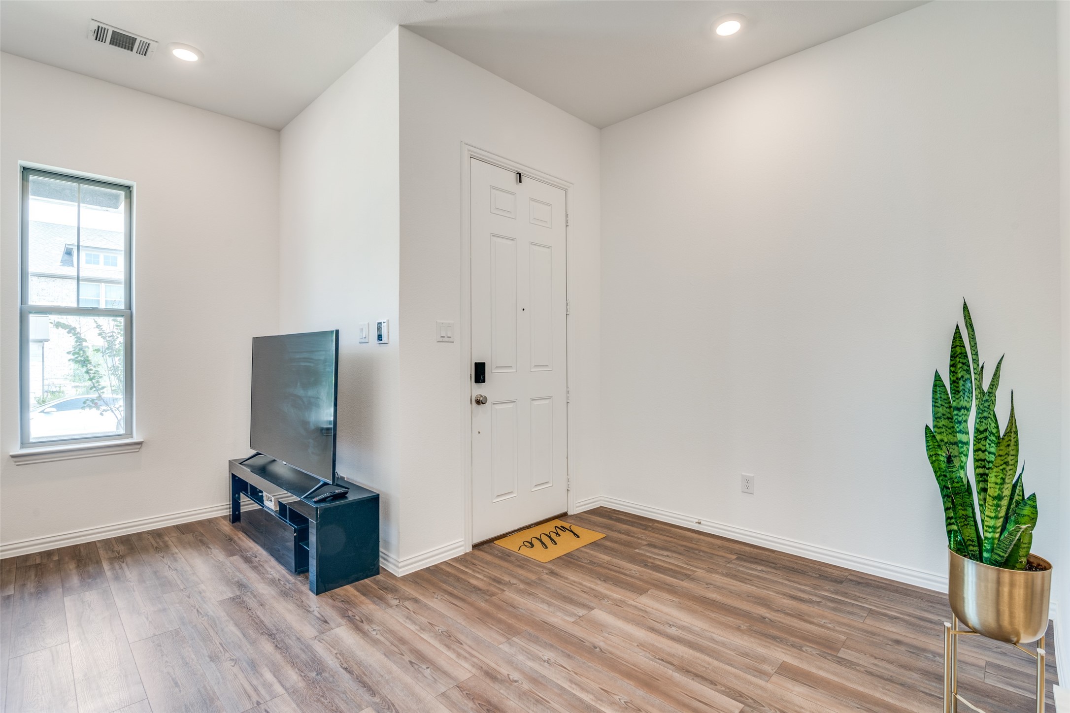 2913 Alto Drive