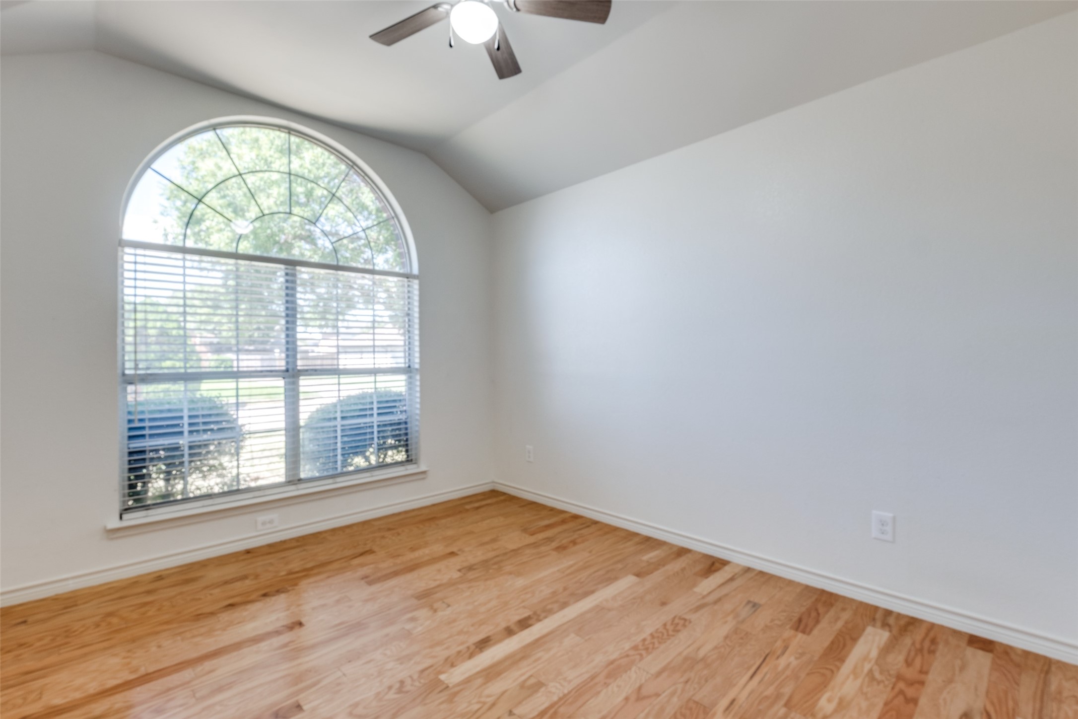 2622 Whitetail Drive