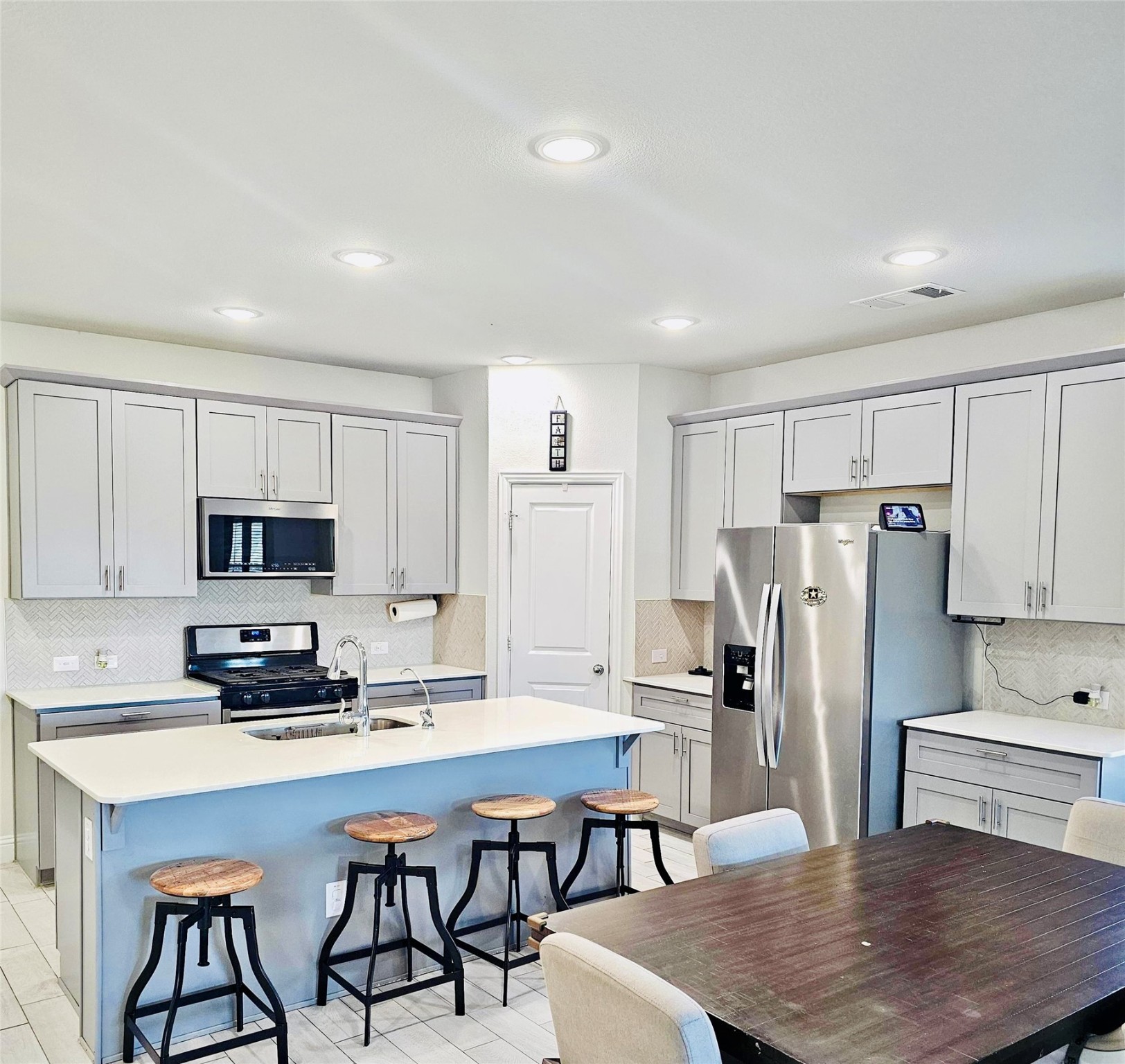 4153 Perch Drive