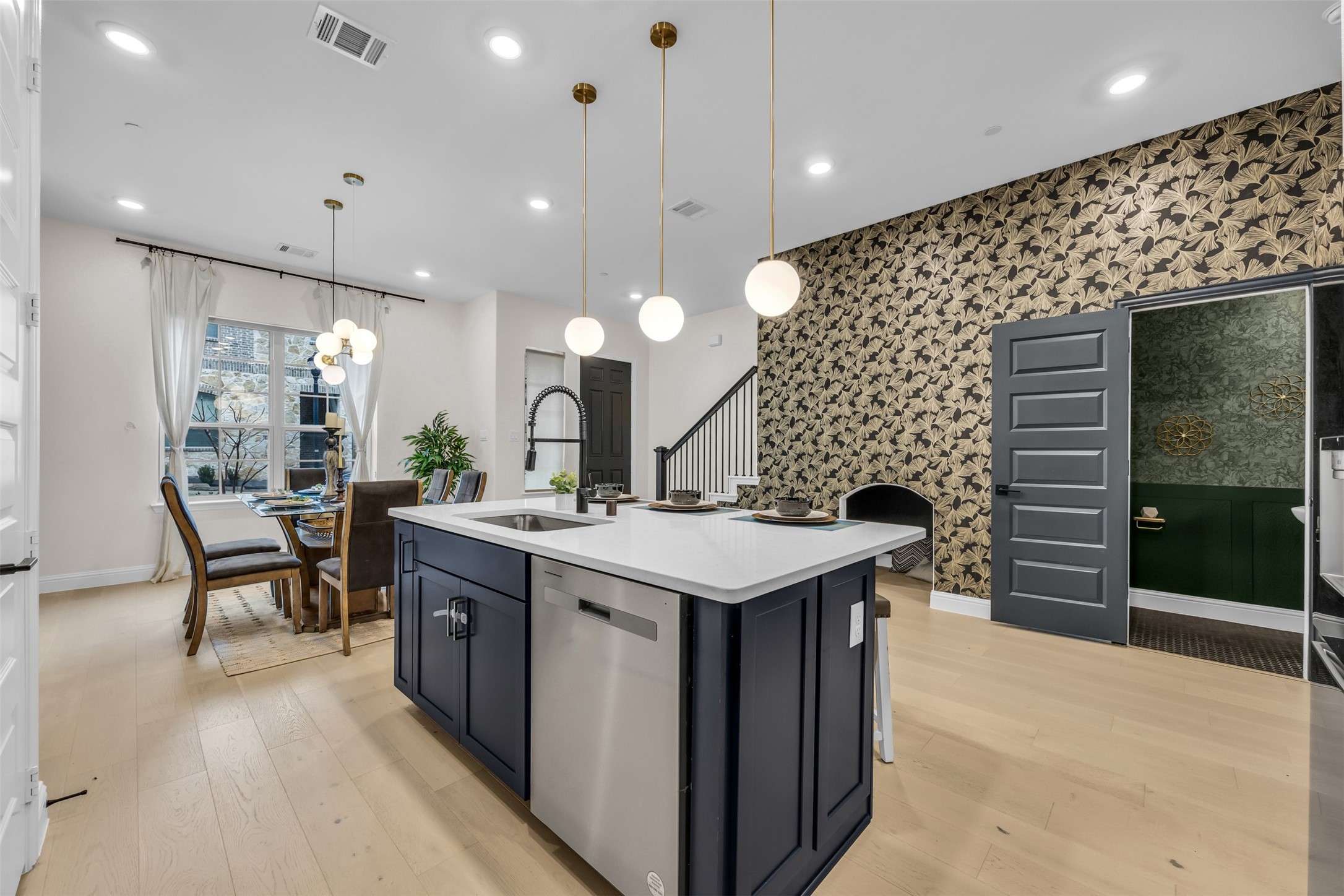 4413 Murphy Lane