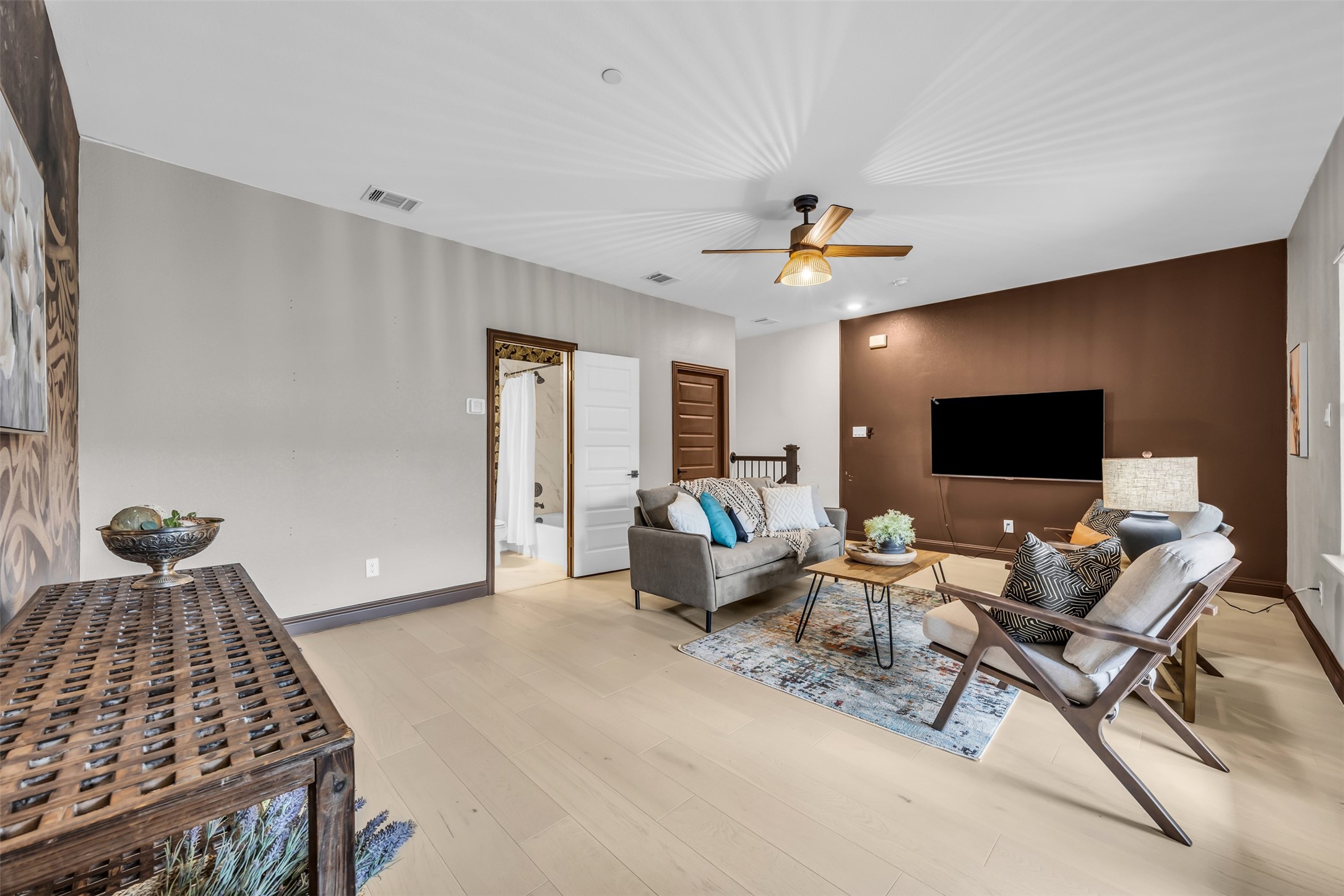 4413 Murphy Lane