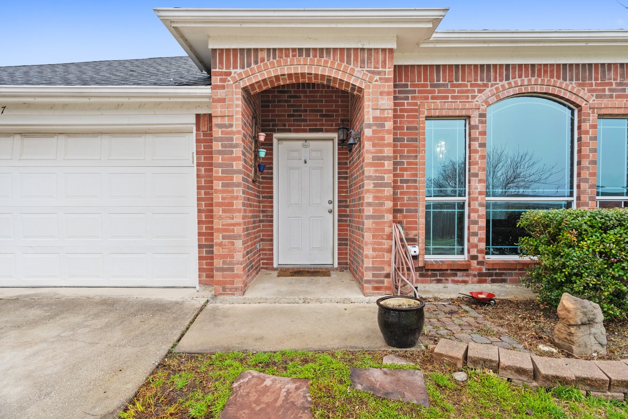2717 Star Avenue