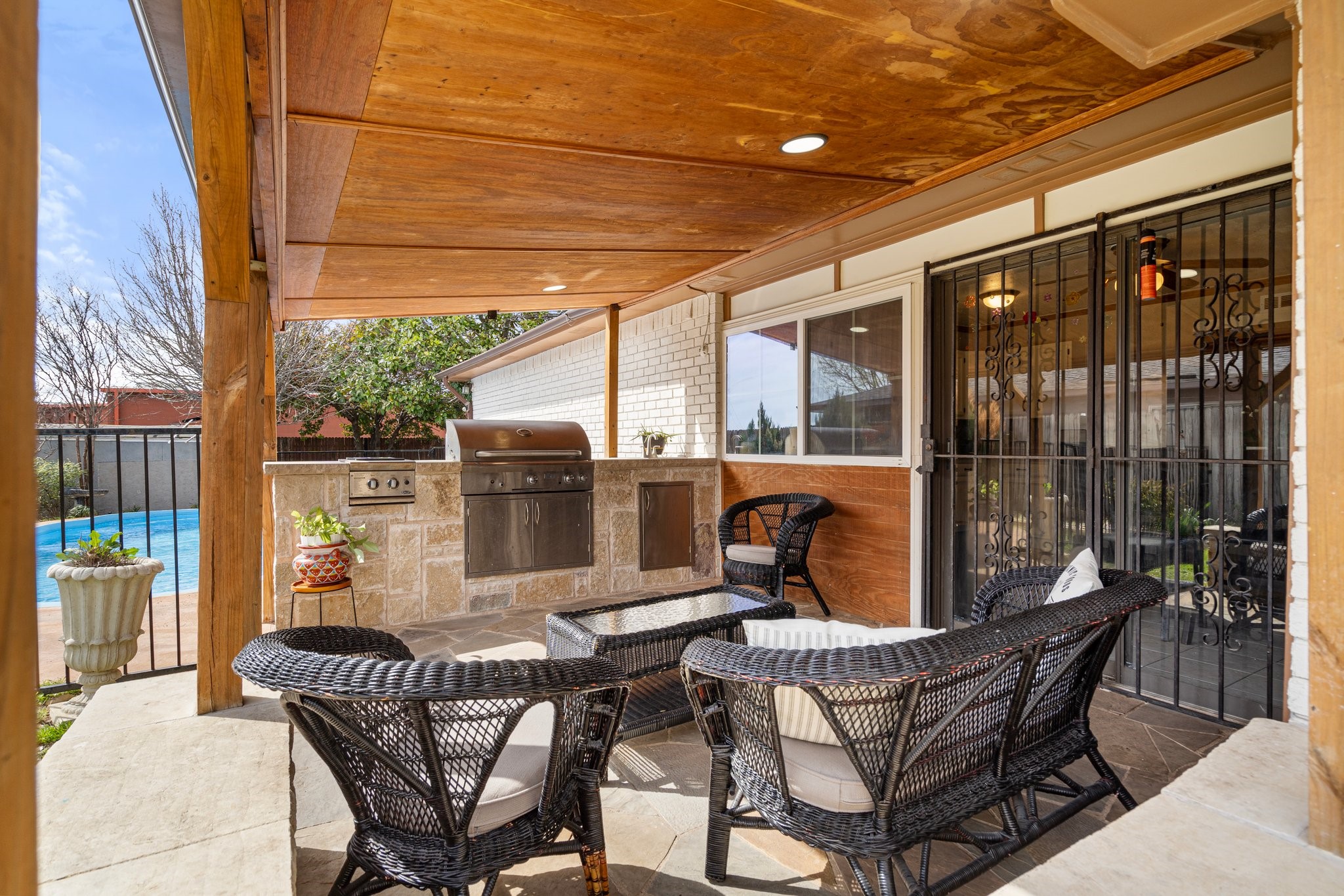 6613 Joy Drive