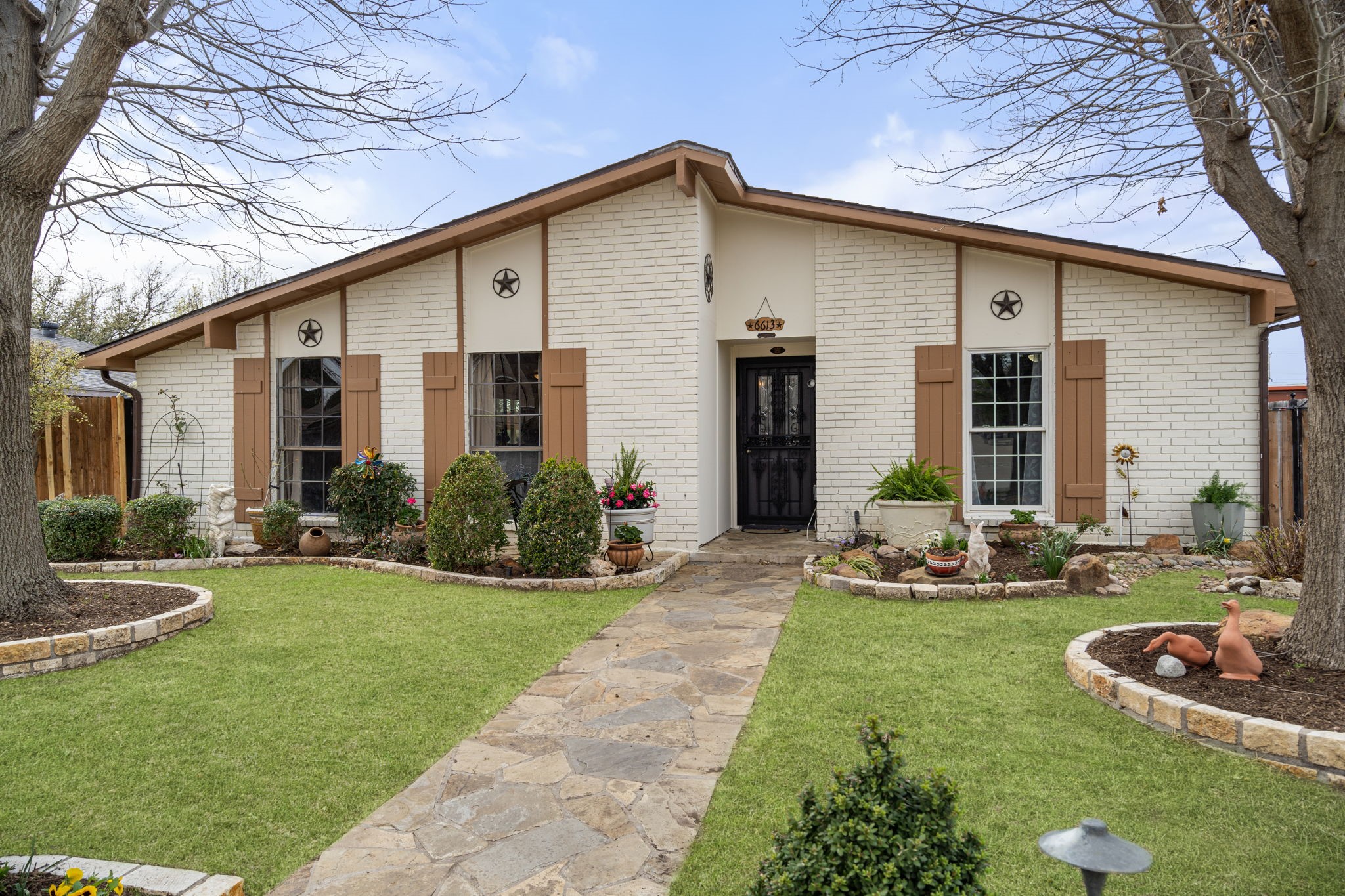 6613 Joy Drive