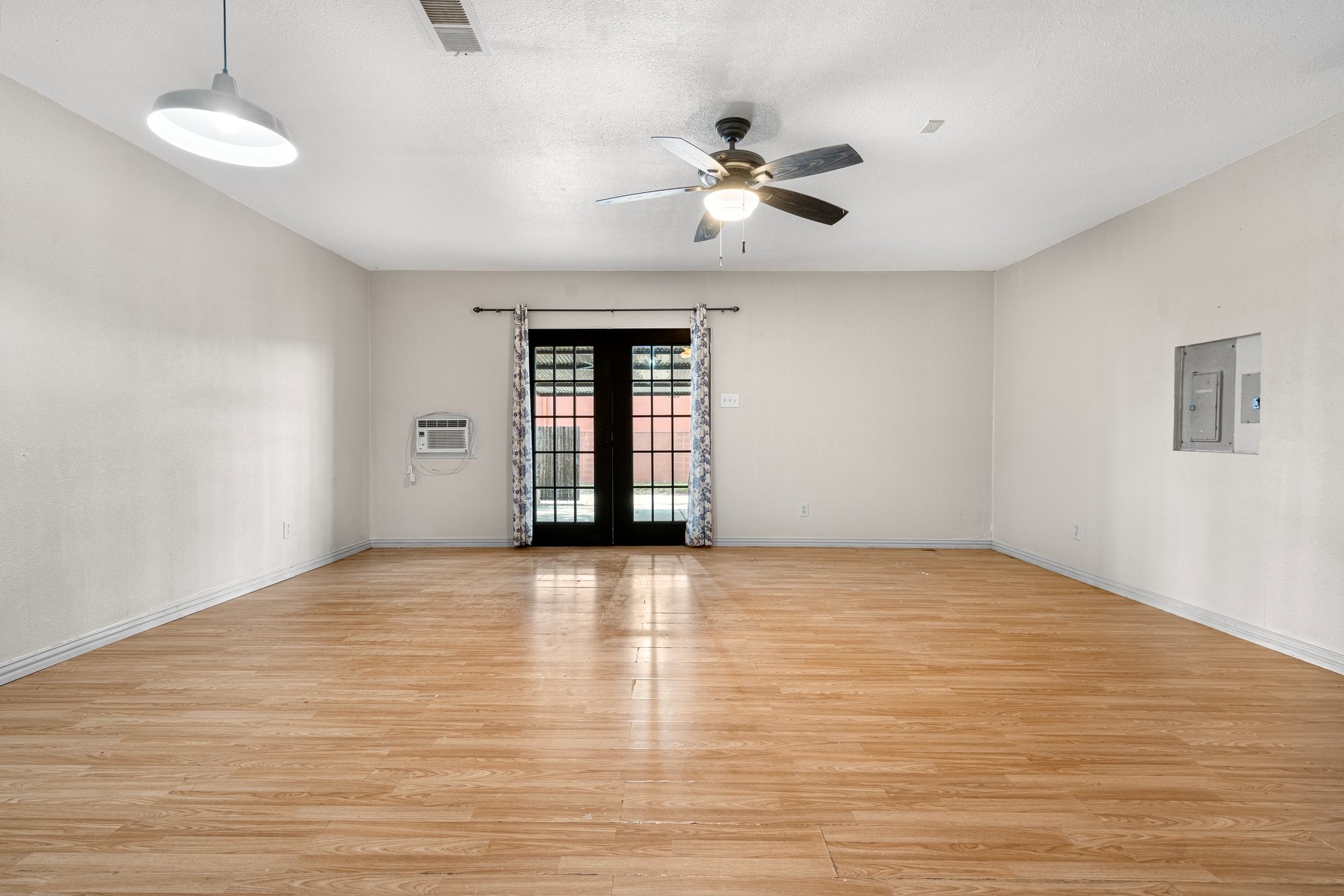 6613 Joy Drive