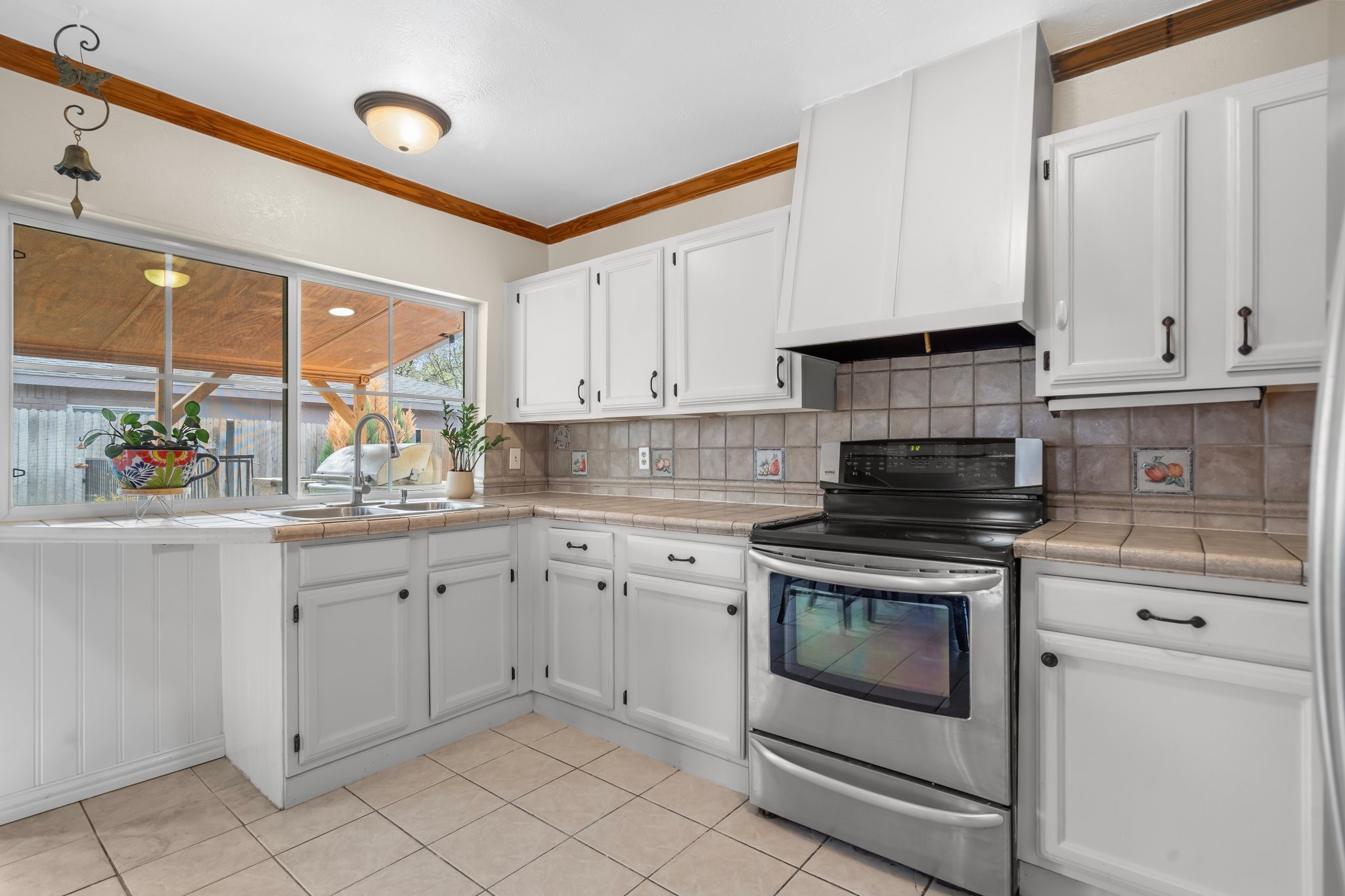 6613 Joy Drive
