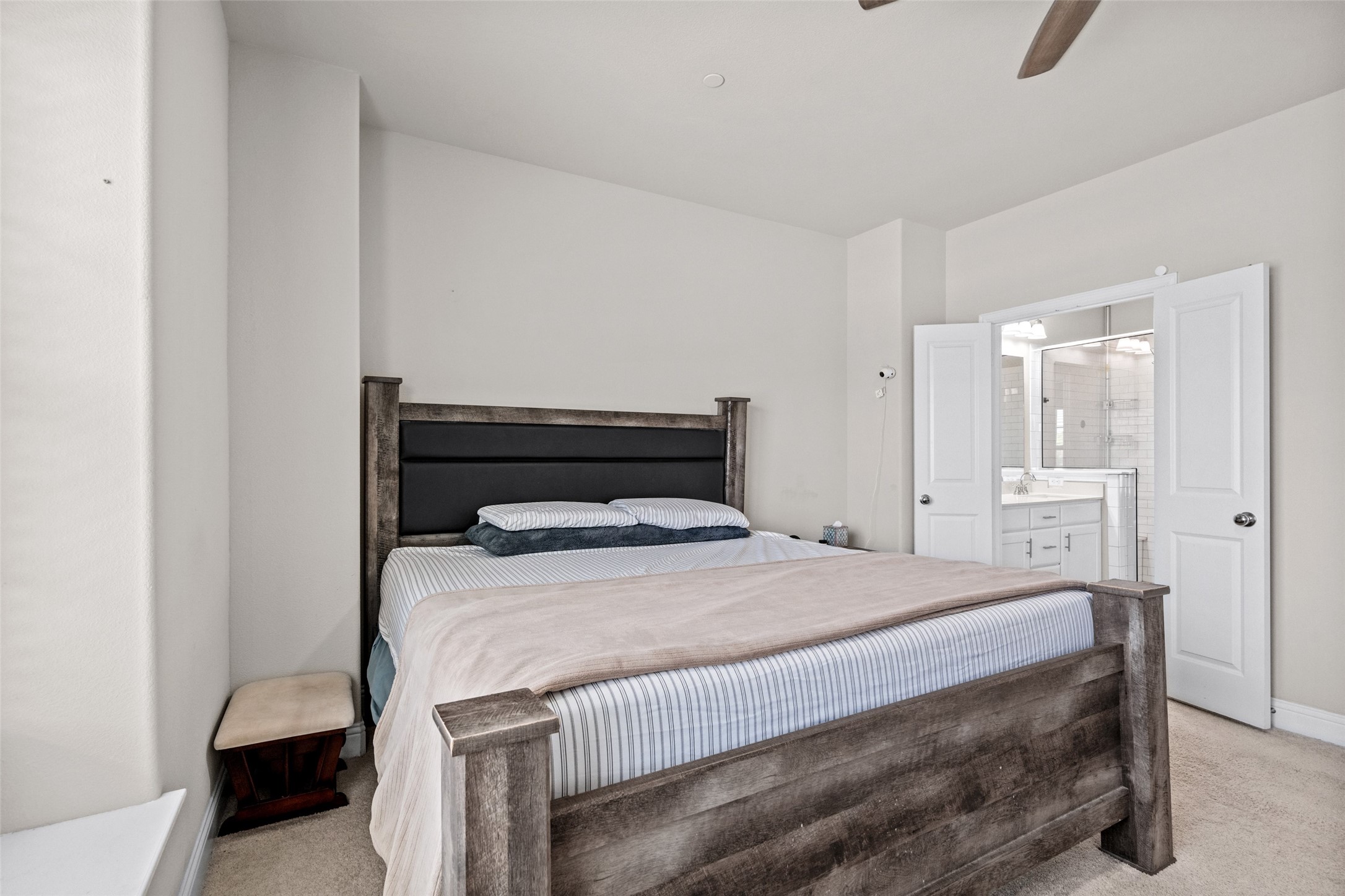 1016 Foxglove Drive