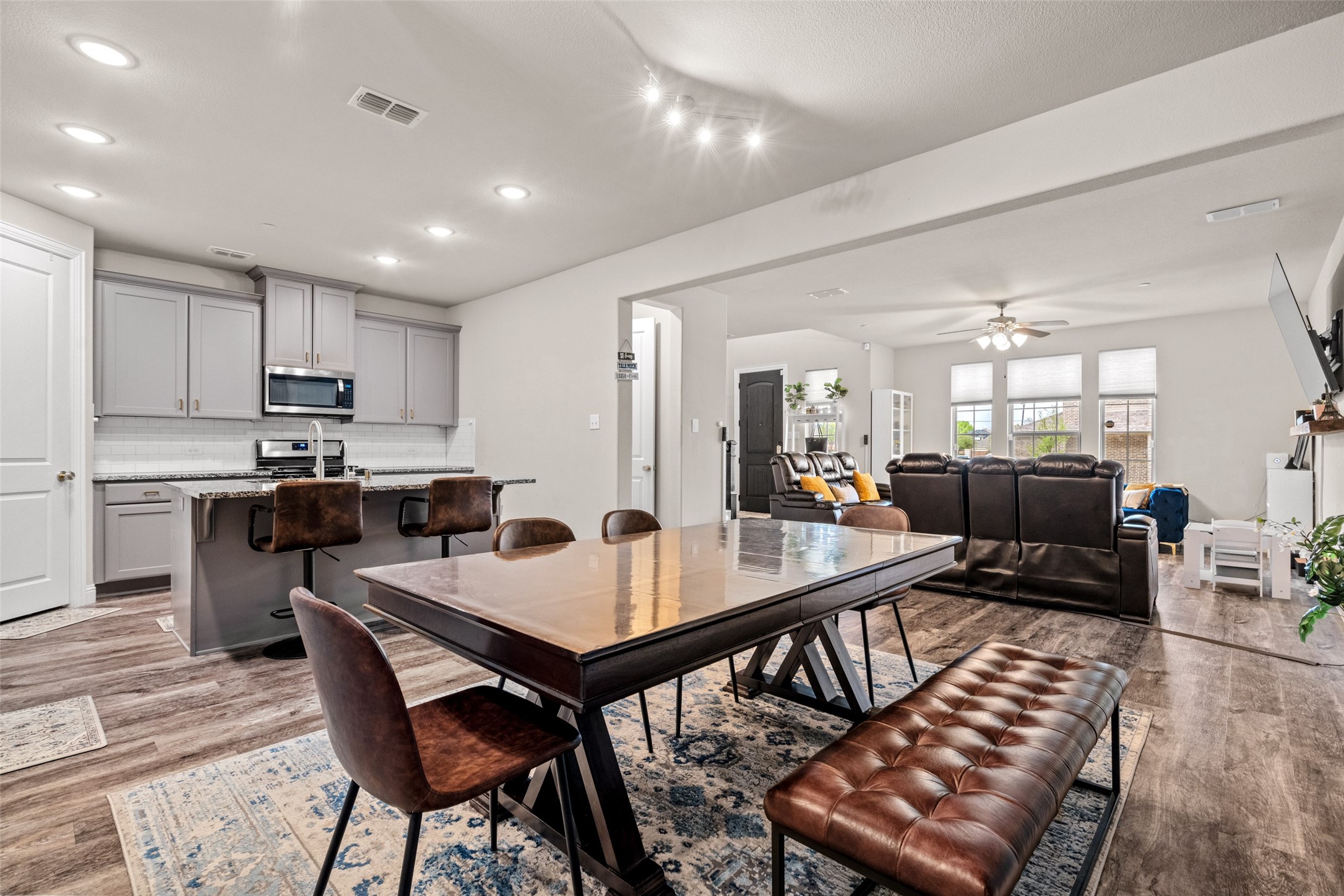1016 Foxglove Drive