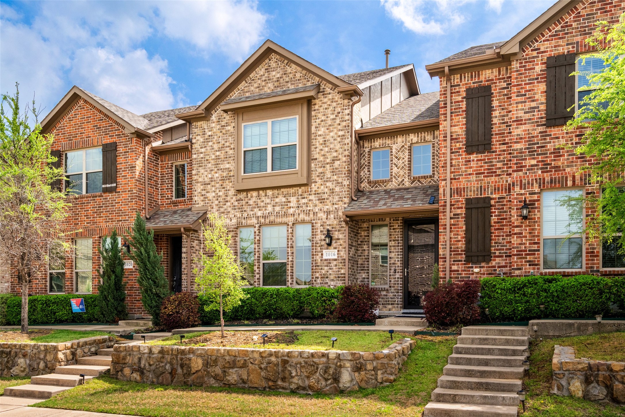 1016 Foxglove Drive