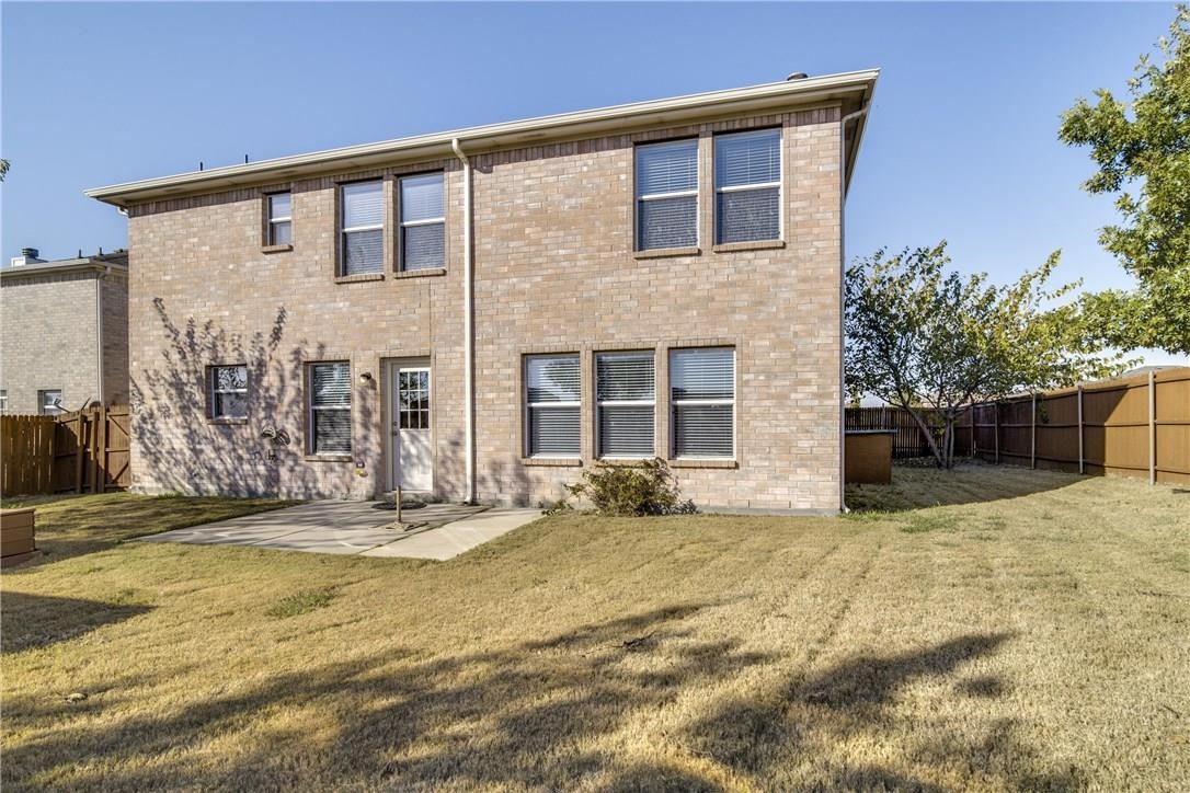 2096 Royal Acres Trail