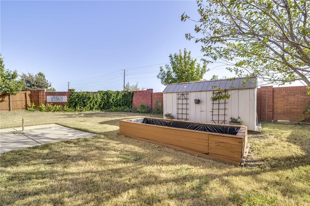 2096 Royal Acres Trail