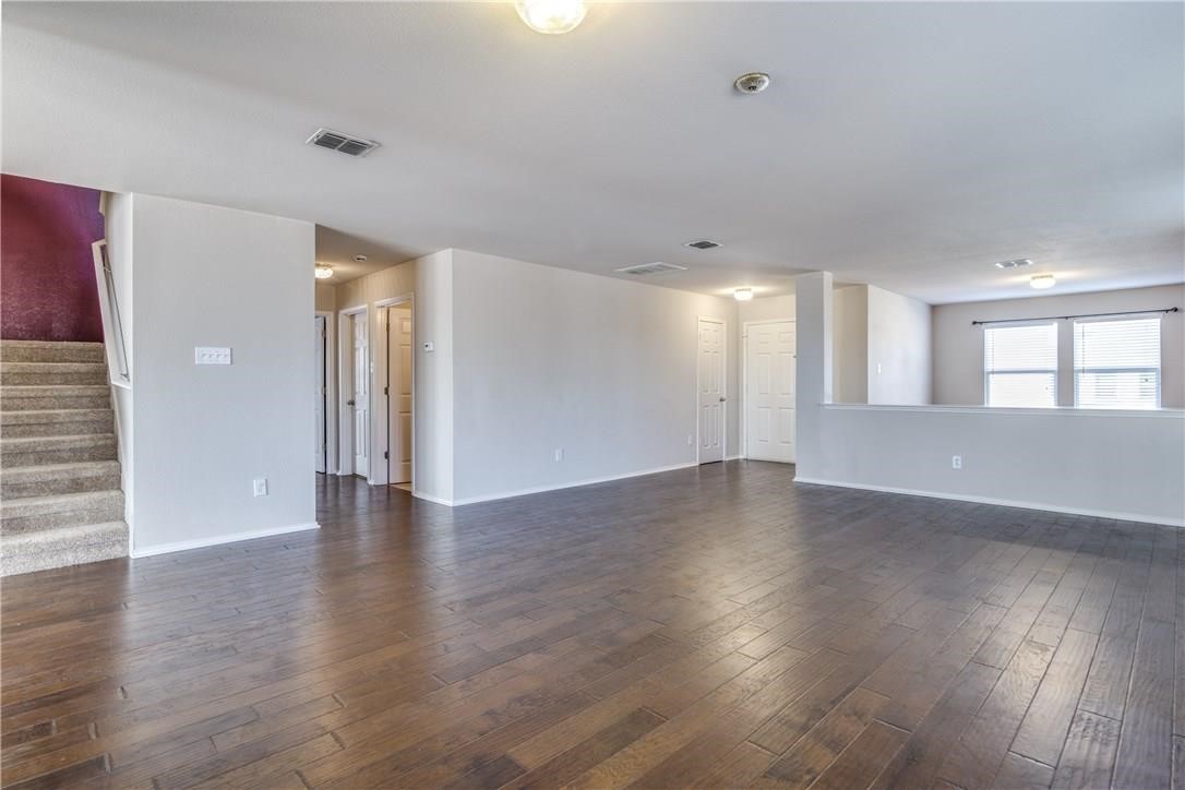 2096 Royal Acres Trail