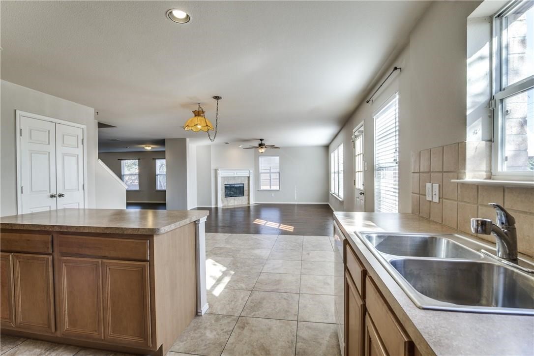 2096 Royal Acres Trail