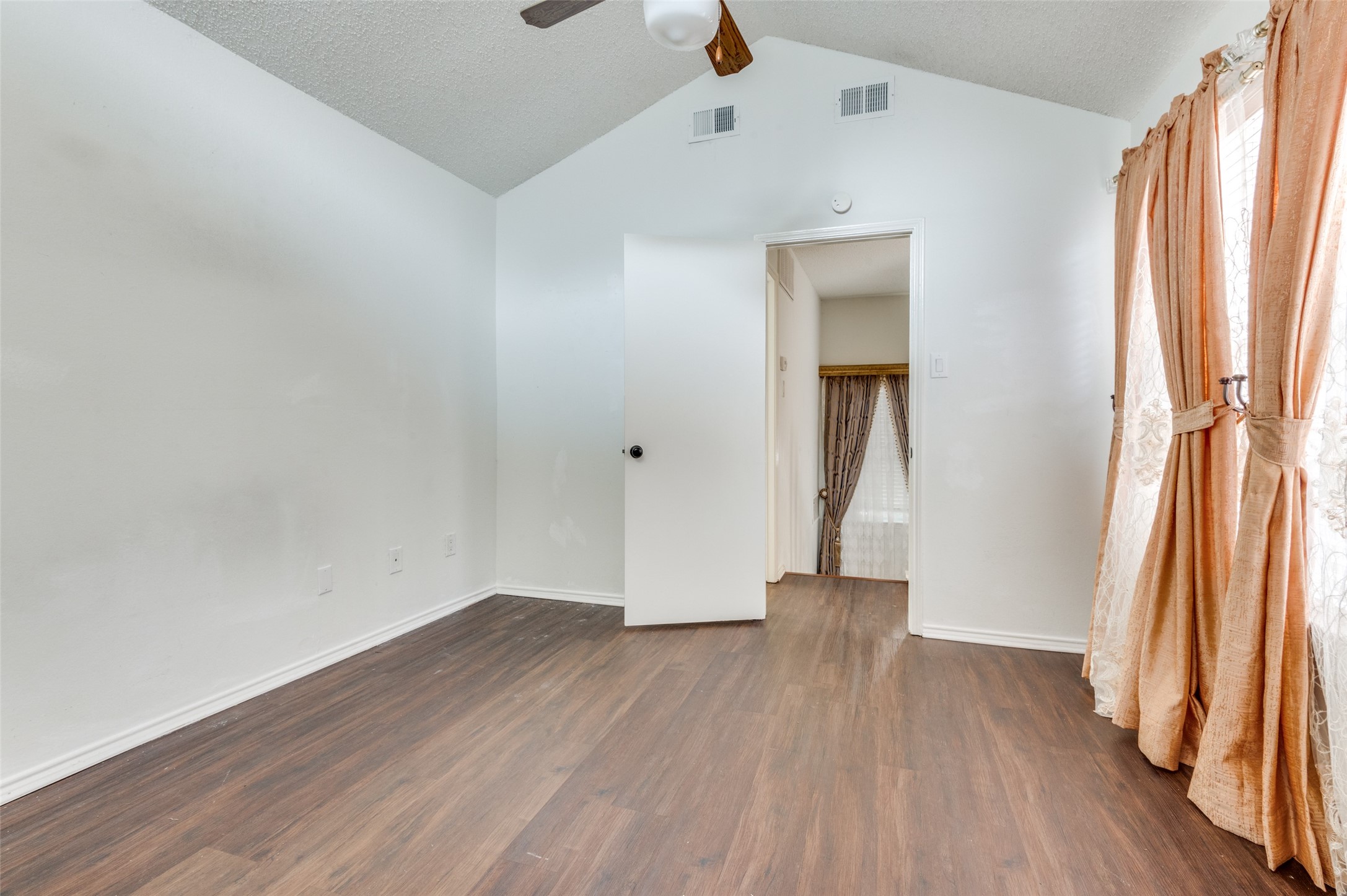 1410 Meadowood Village Drive