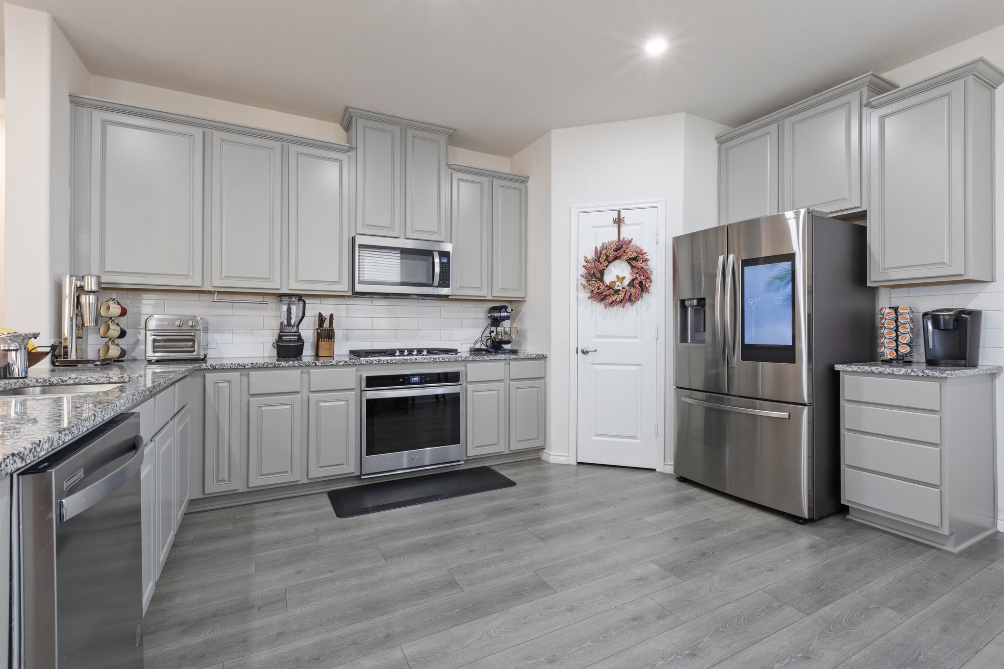 18137 Lakefront Court
