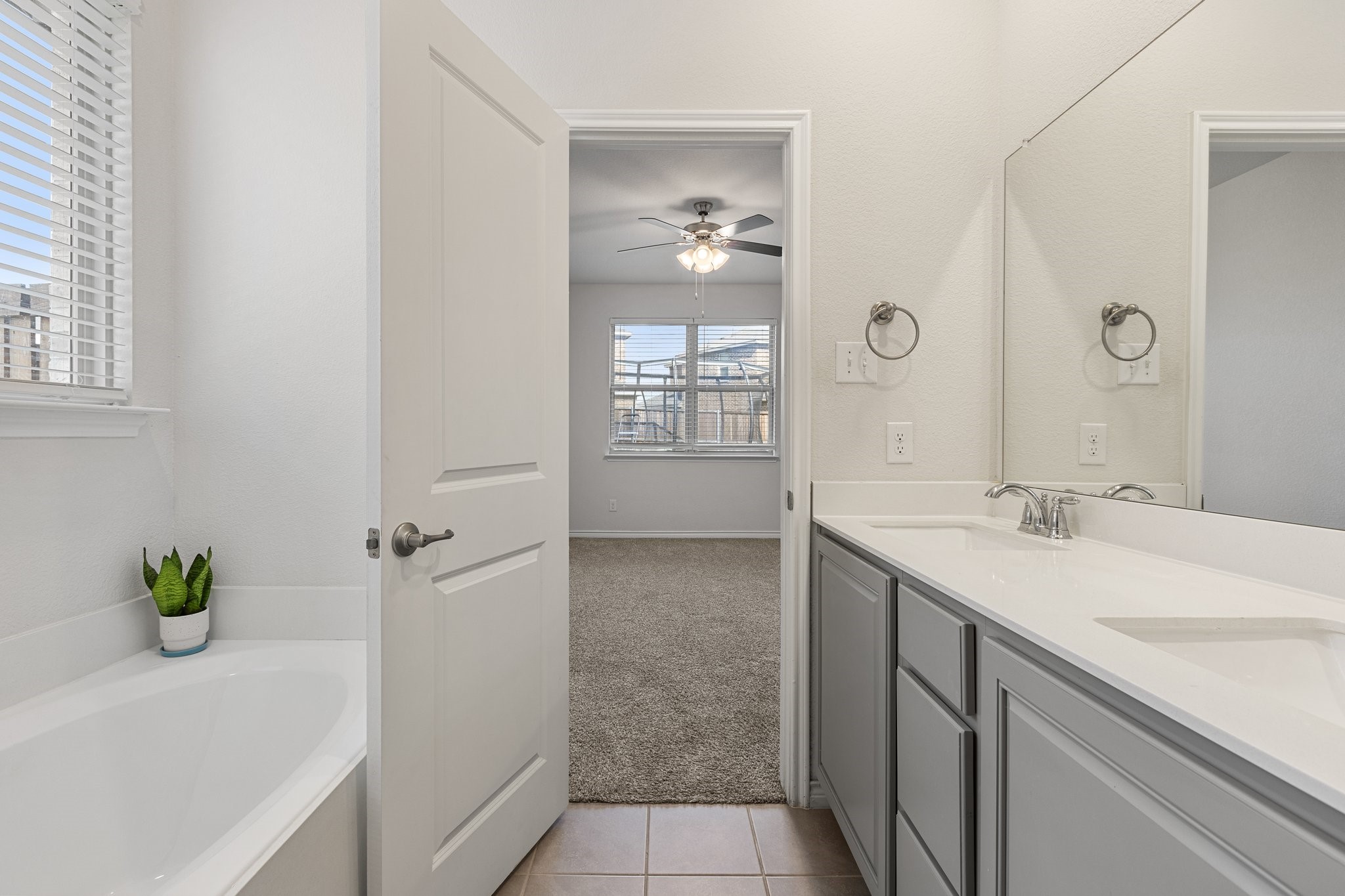 18137 Lakefront Court