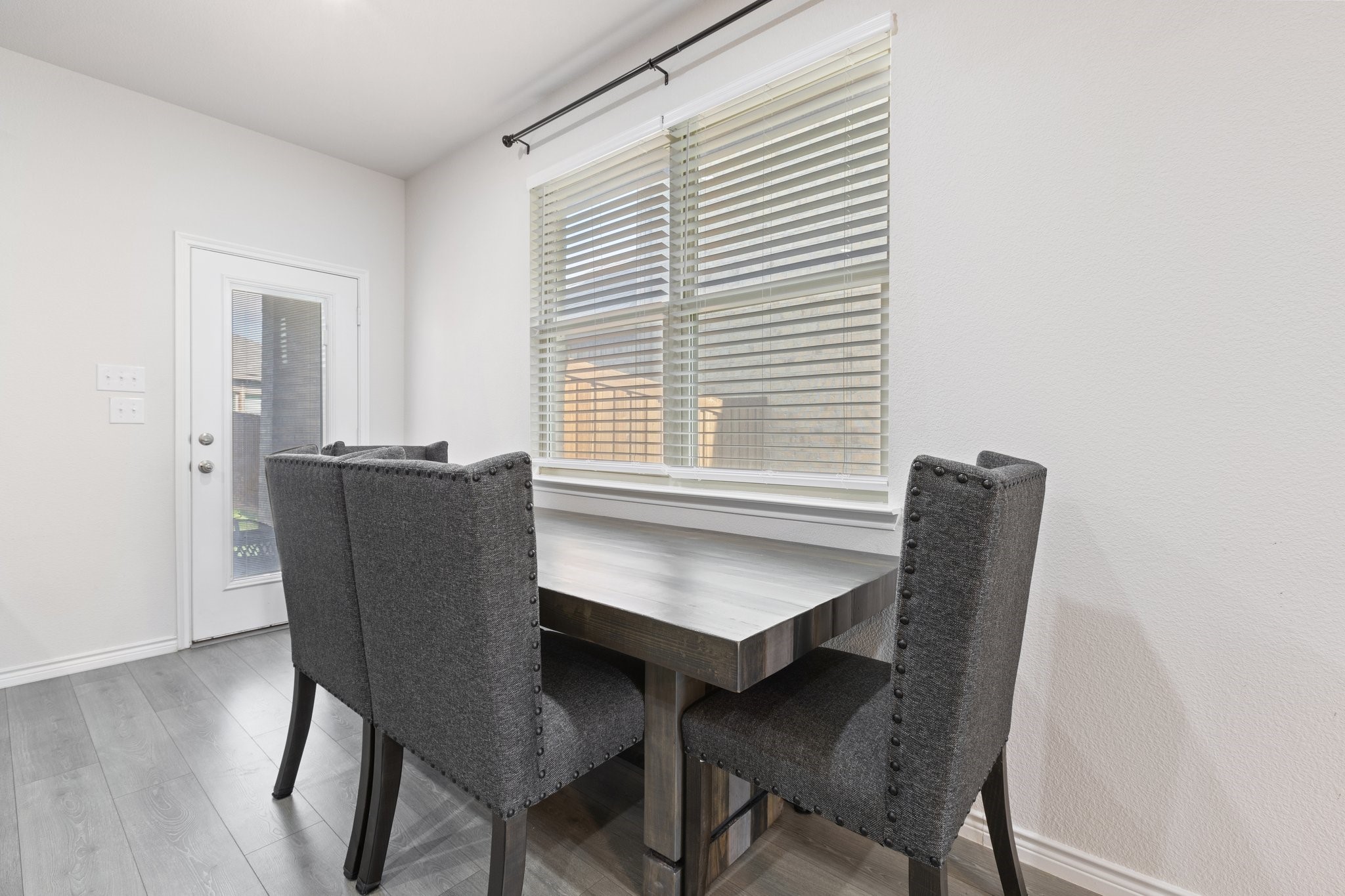18137 Lakefront Court