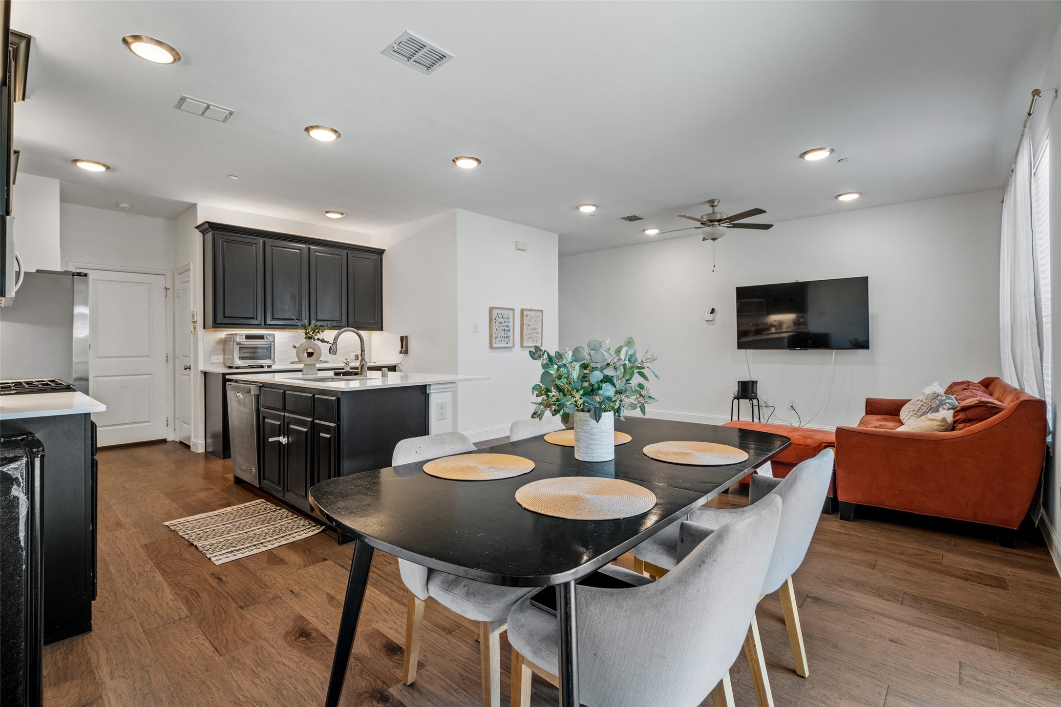 964 Emil Place