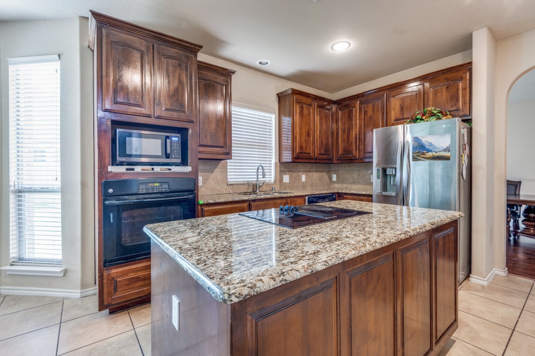 2904 Crystal Way