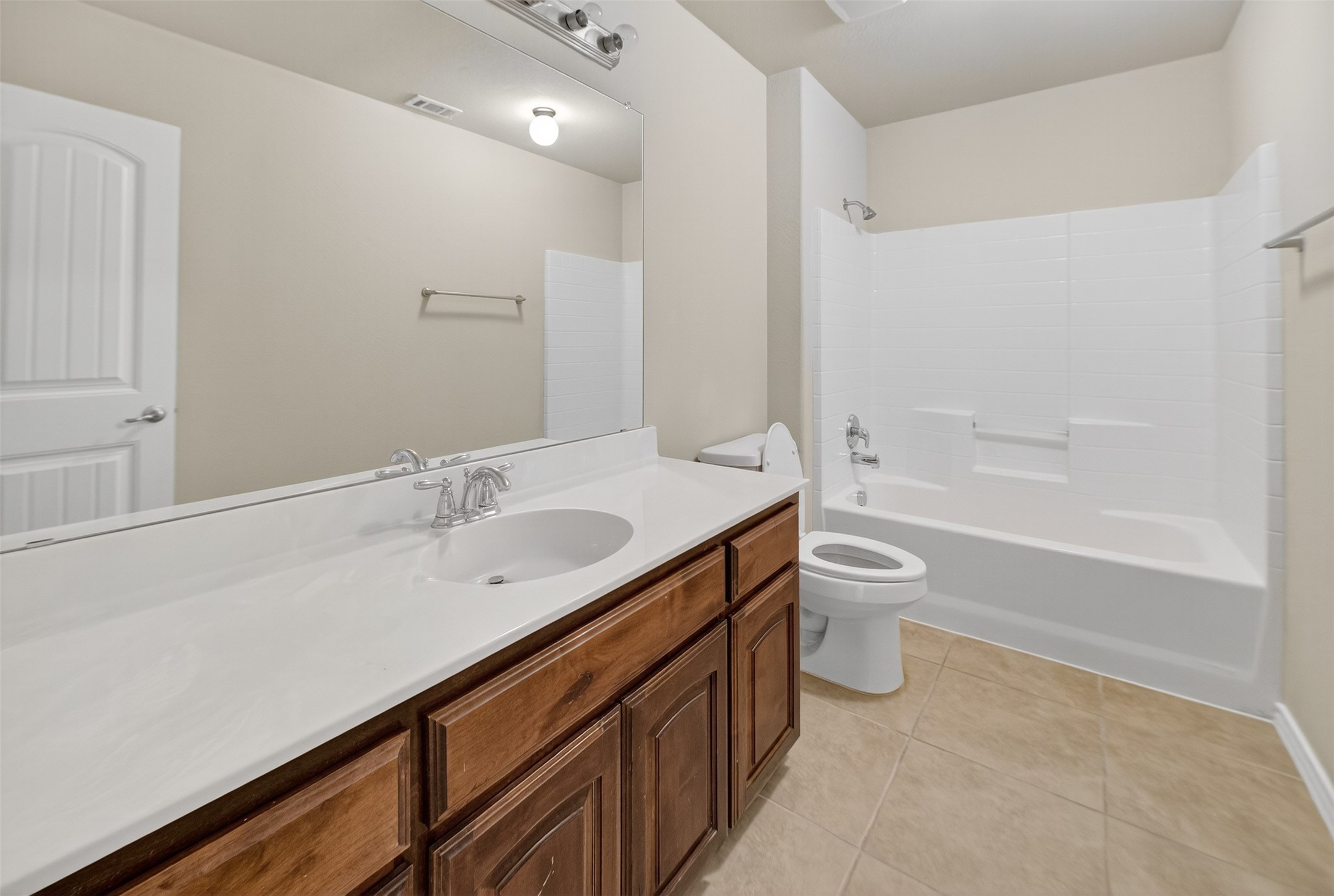 2904 Crystal Way