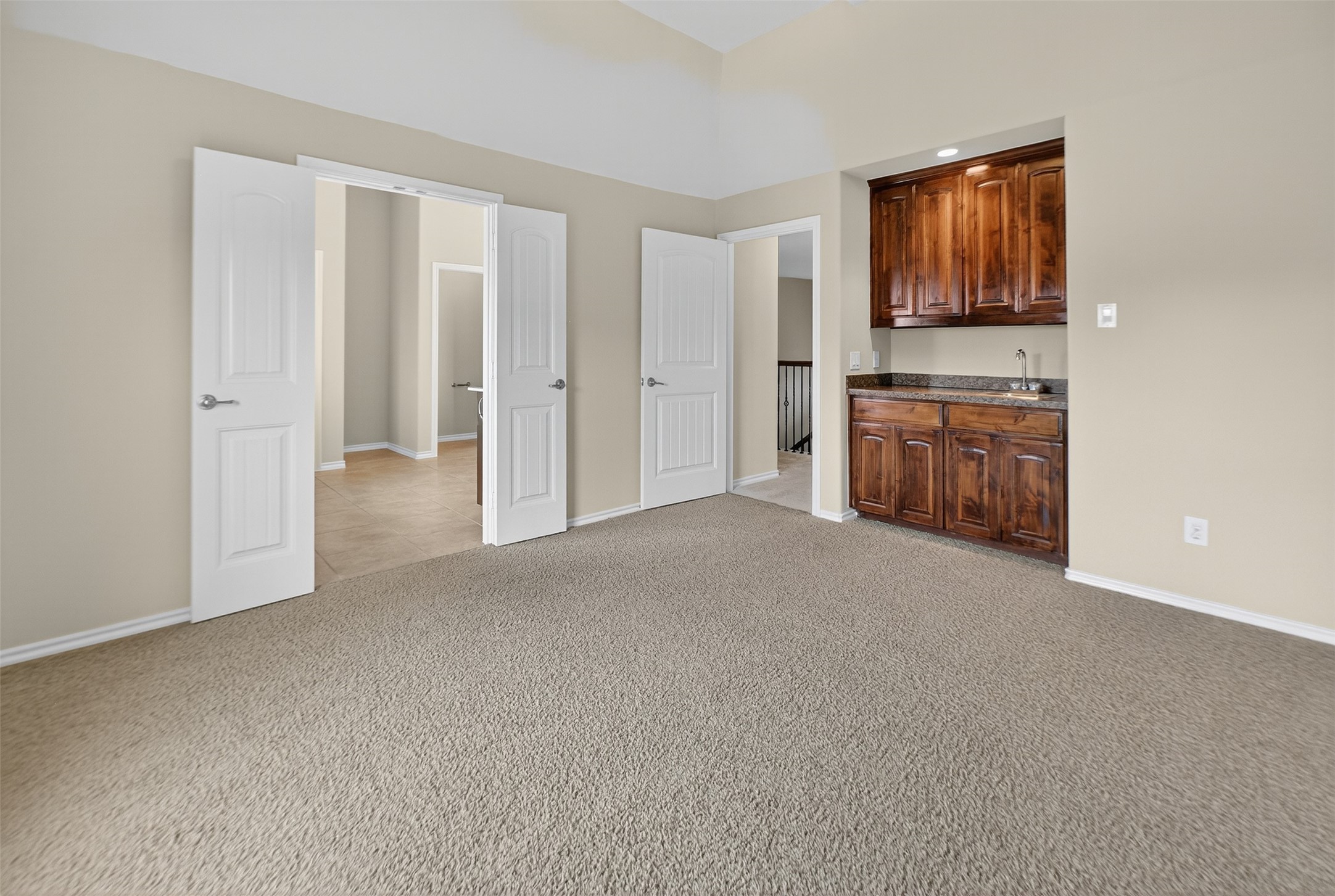 2904 Crystal Way