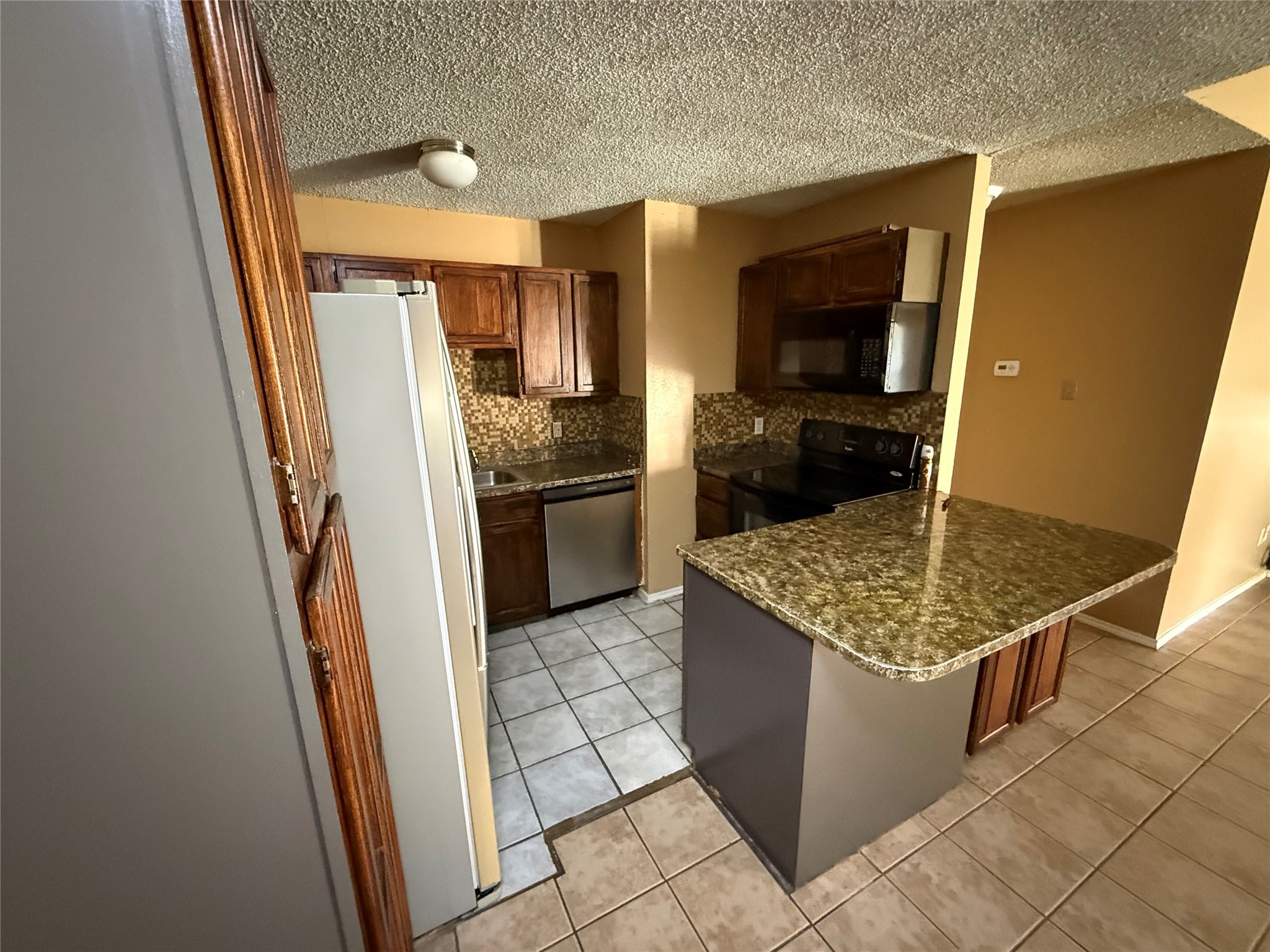 4316 Elliott Oaks Drive
