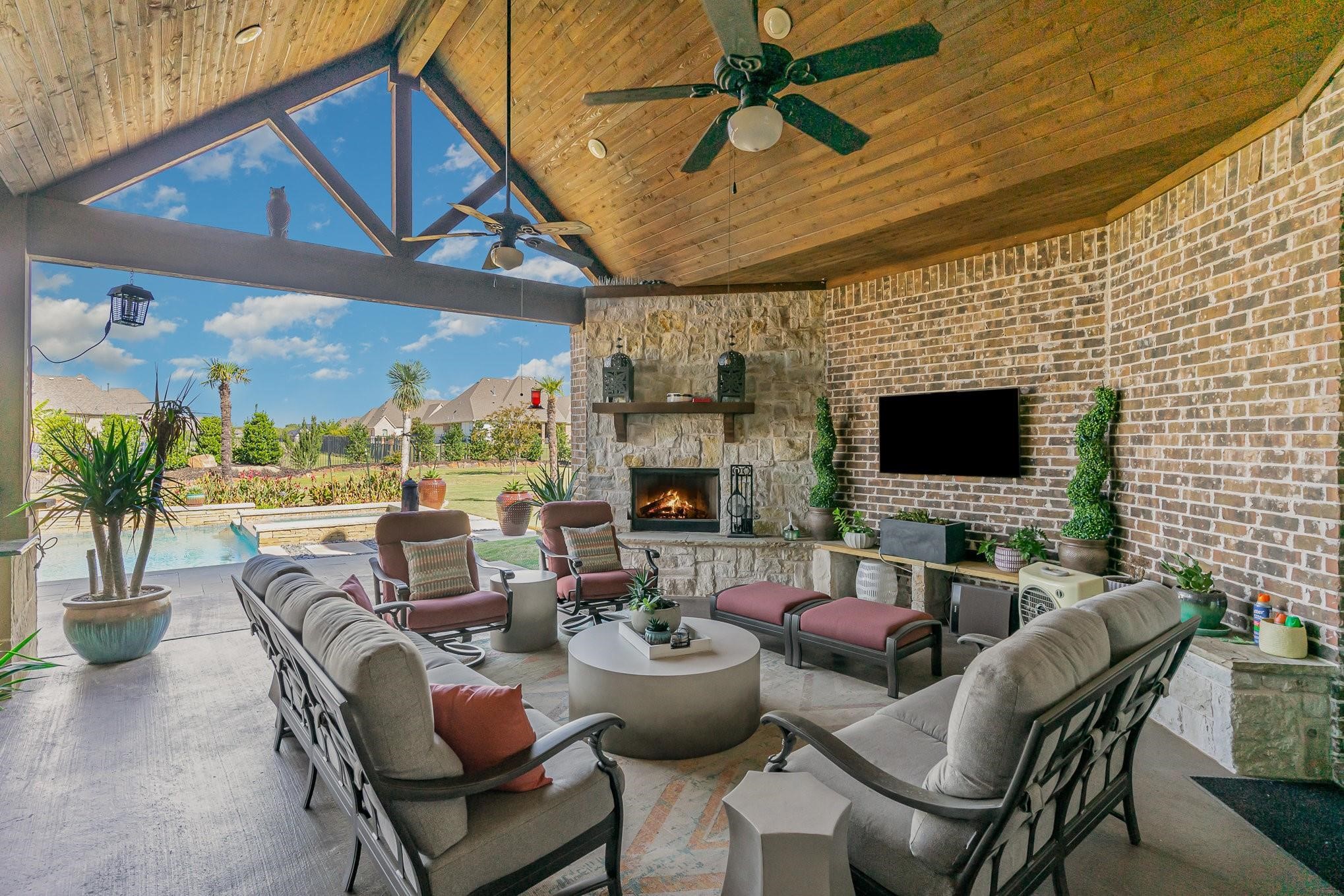 1220 Highland Drive