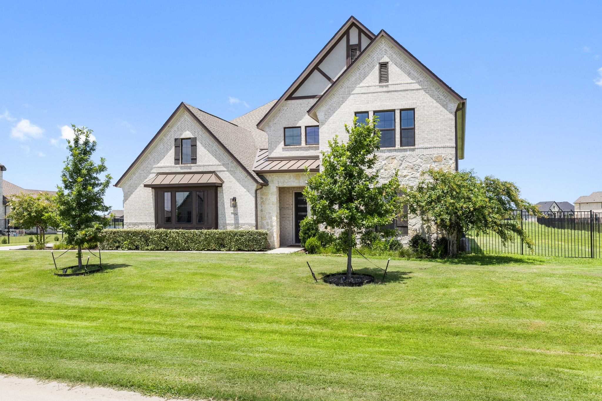 1125 Sugar Bars Drive