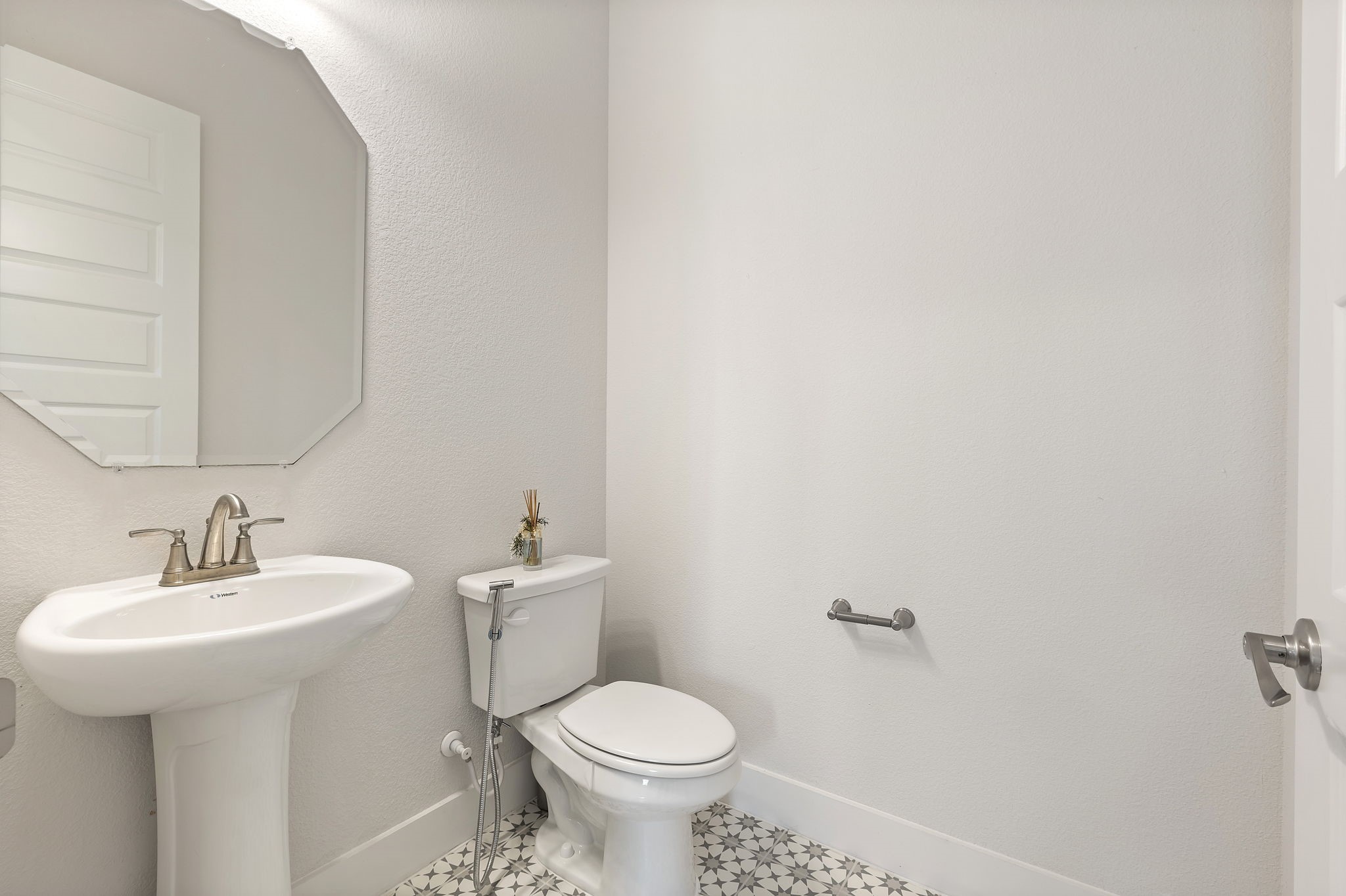 1125 Sugar Bars Drive