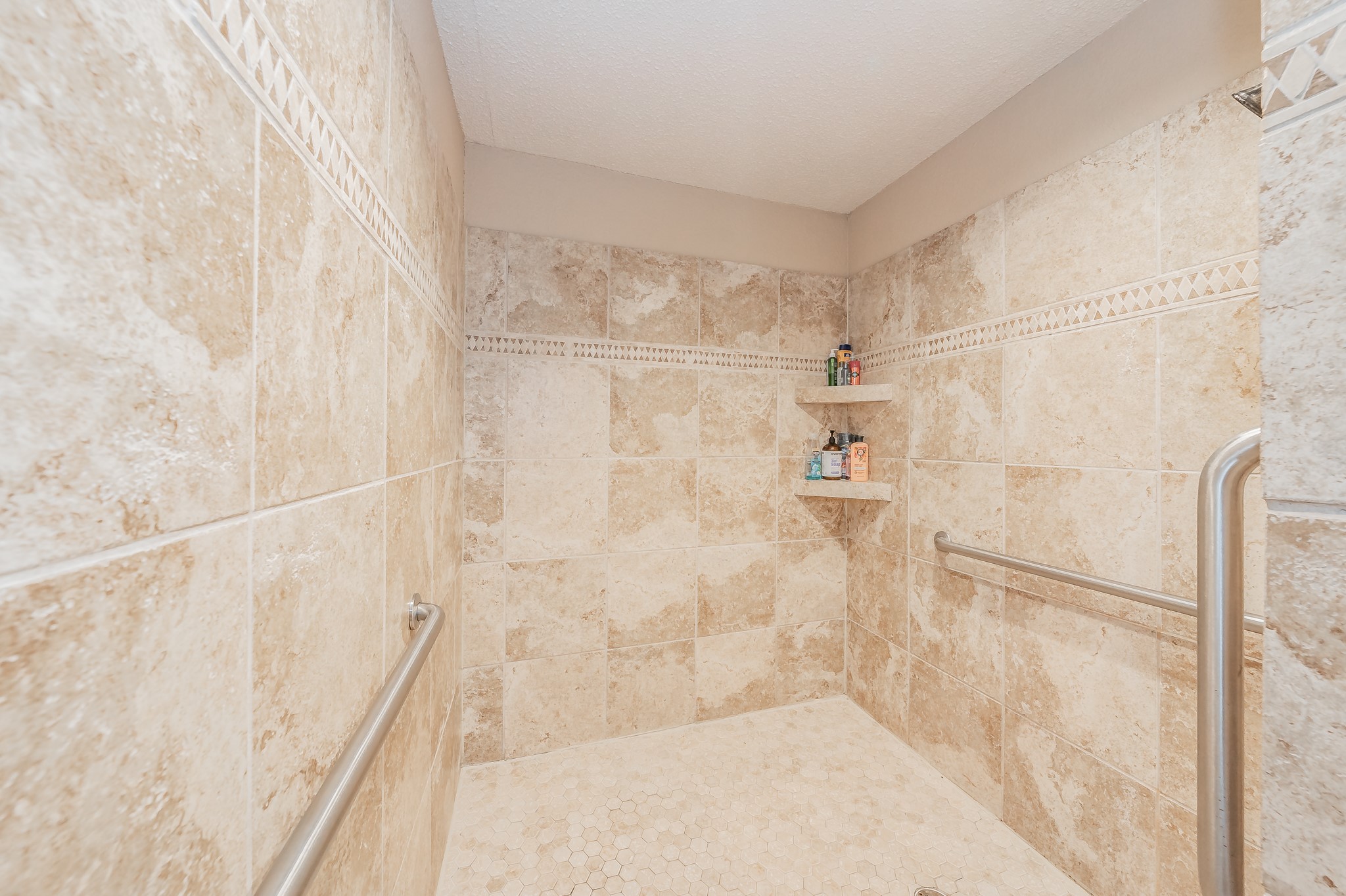 6924 Richlynn Terrace