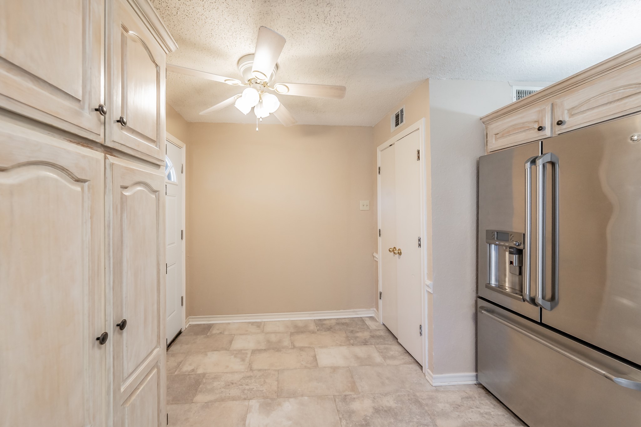 6924 Richlynn Terrace