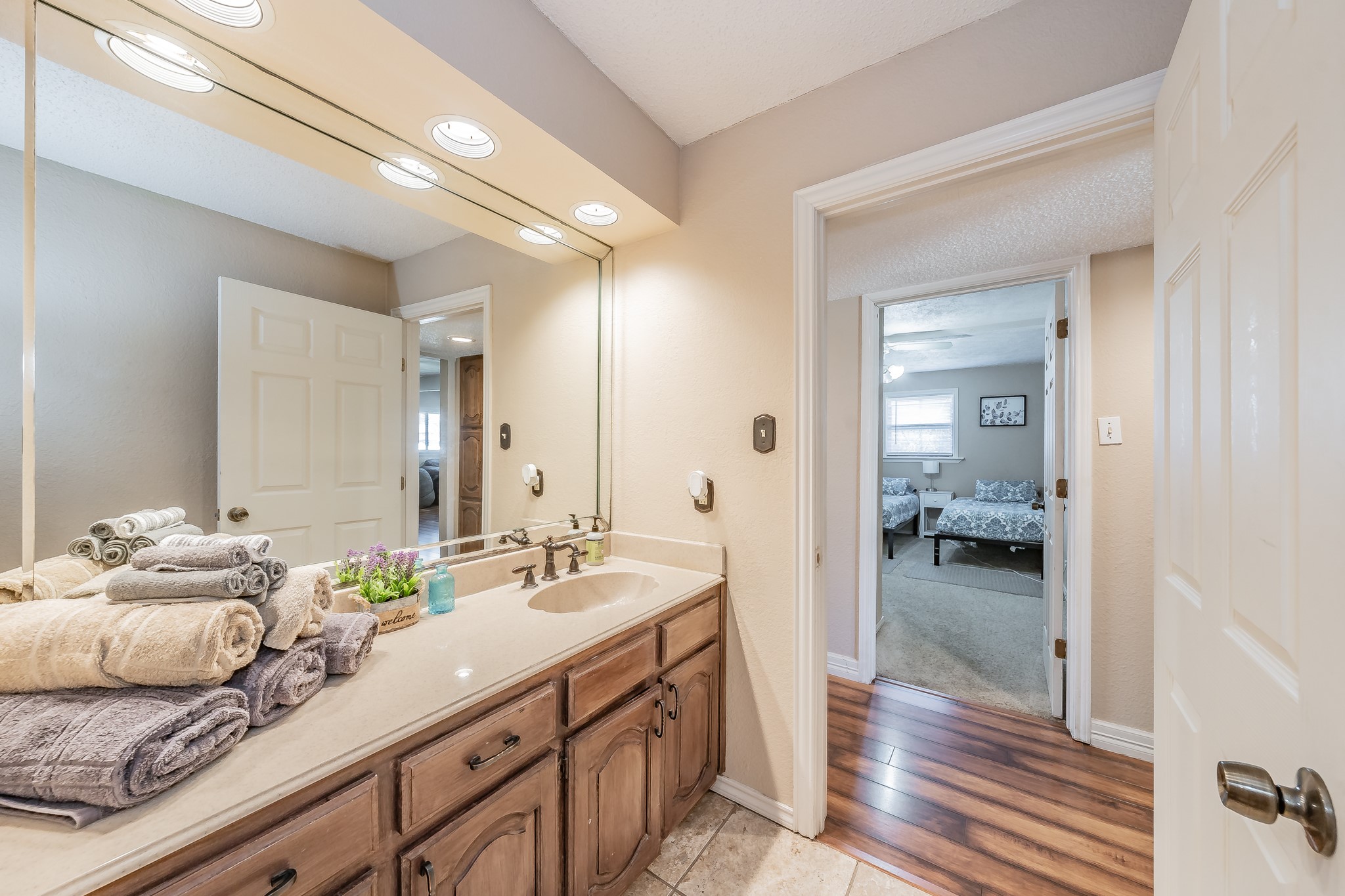 6924 Richlynn Terrace