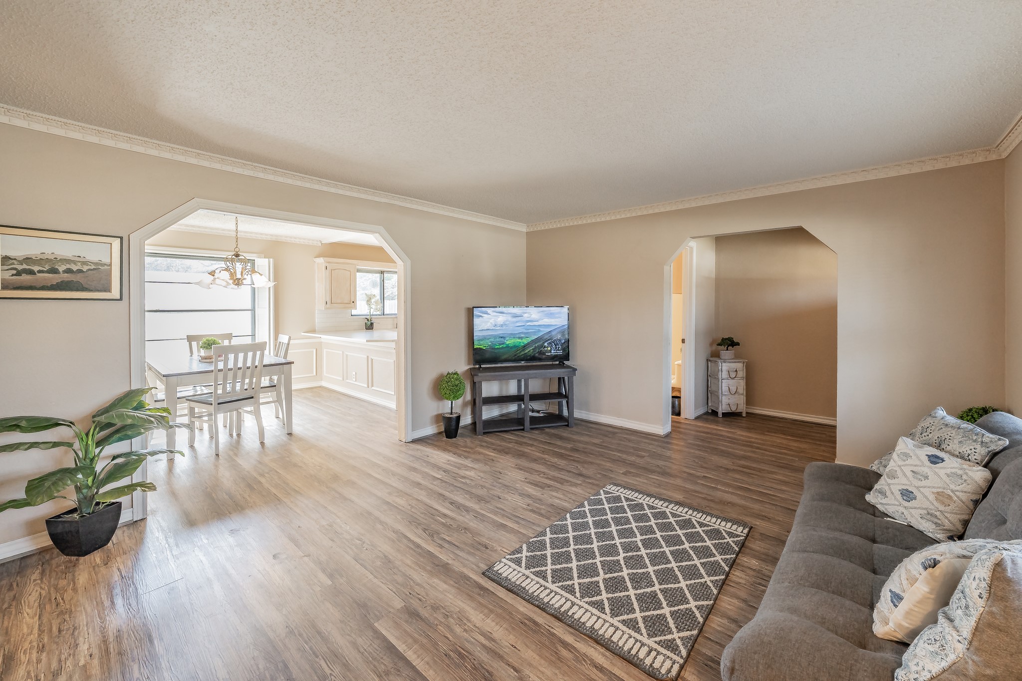 6924 Richlynn Terrace