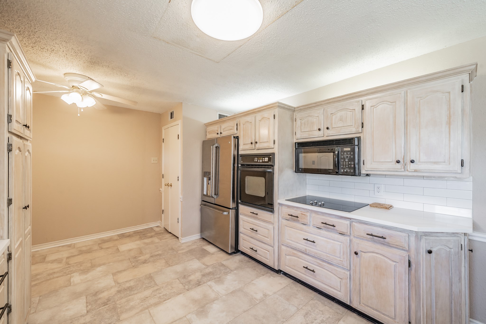 6924 Richlynn Terrace