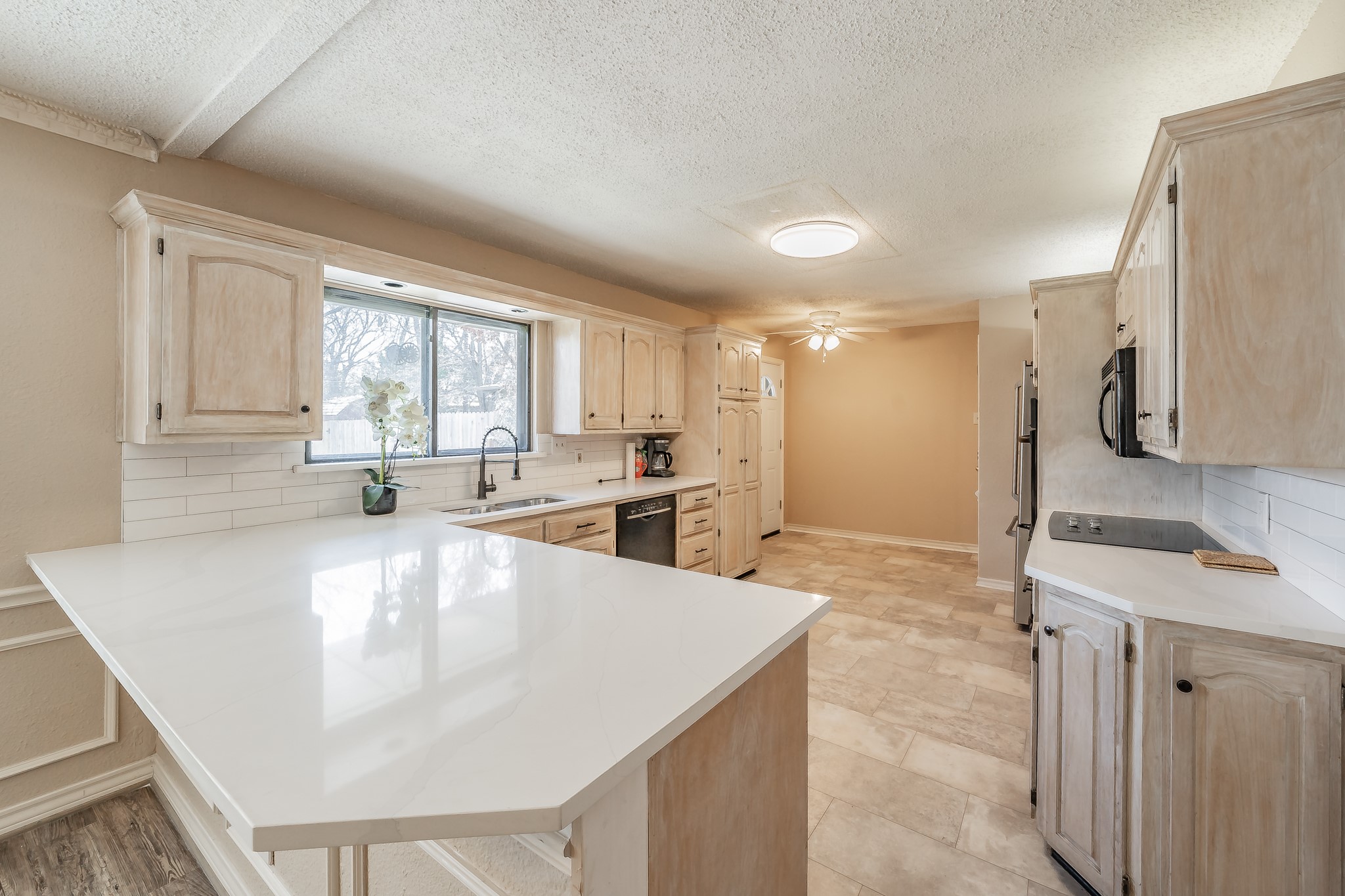 6924 Richlynn Terrace