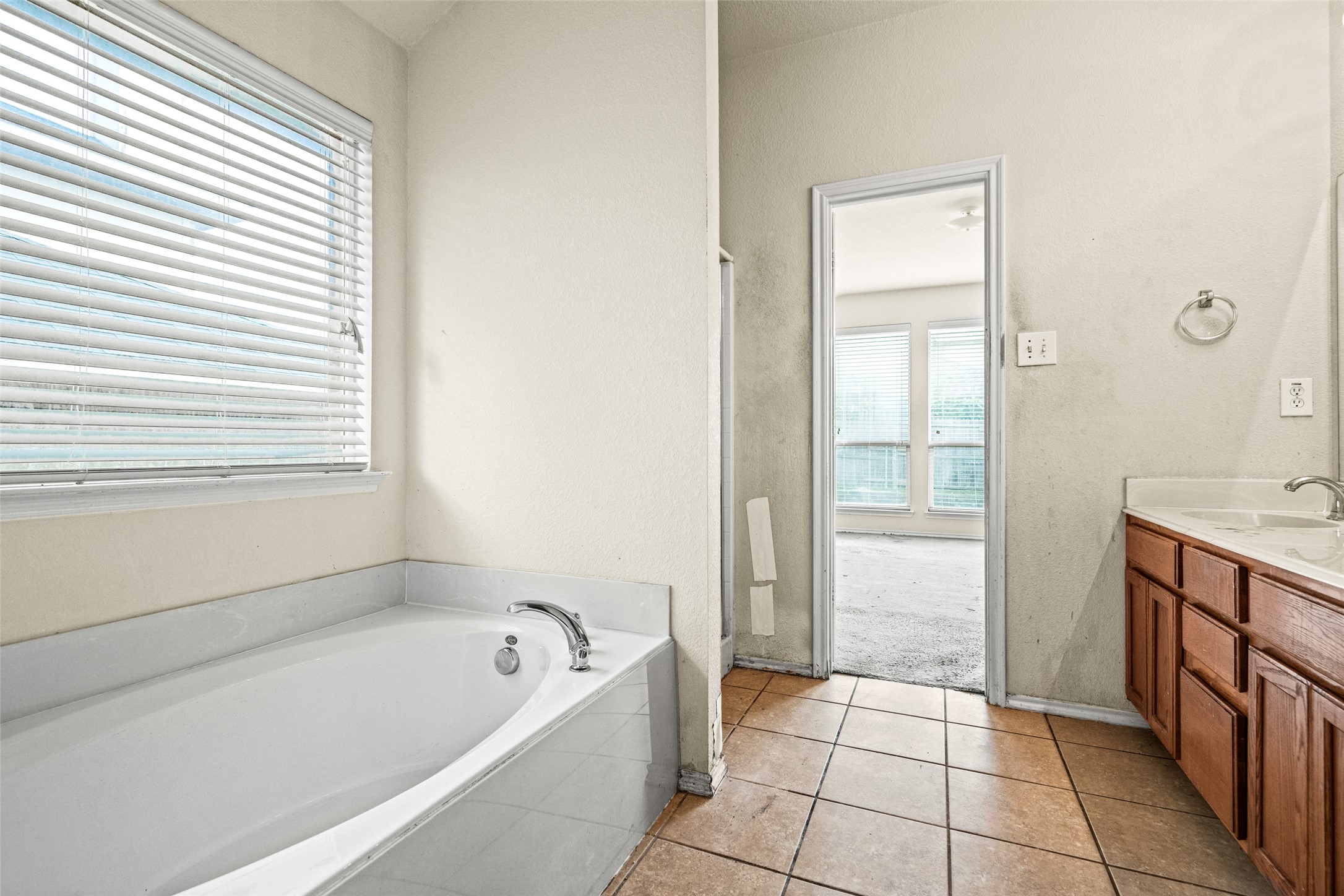 3601 Peacock Place