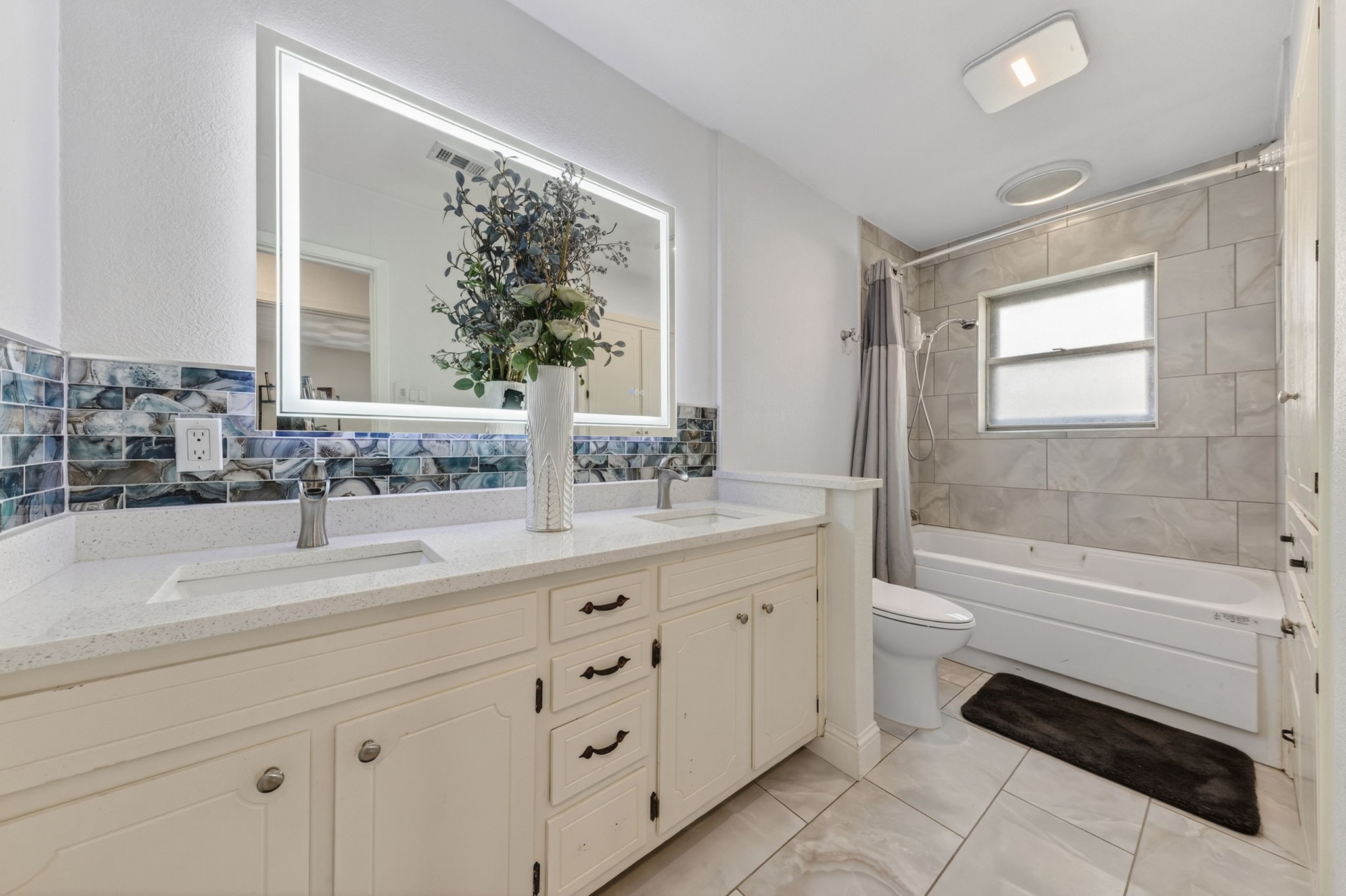 2315 Larchmont Drive