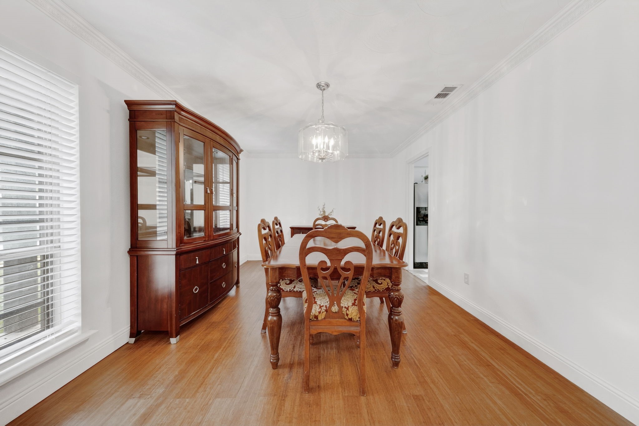 2315 Larchmont Drive