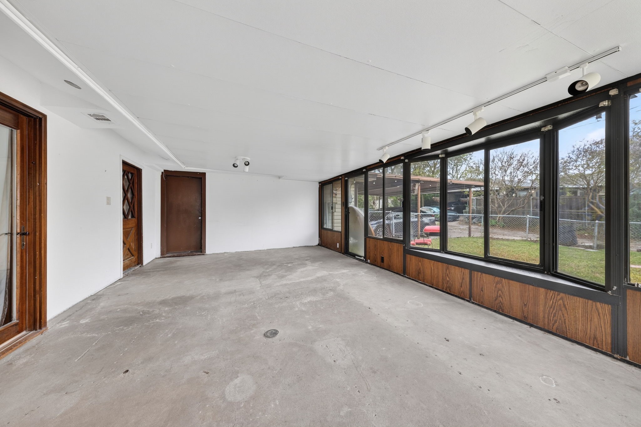 2315 Larchmont Drive